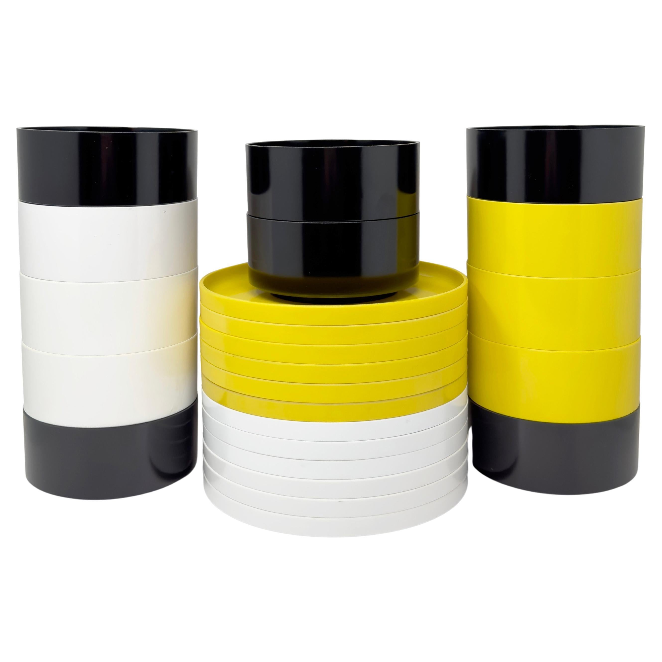 Platos negros, blancos y amarillos Massimo Vignelli para Heller - Set de 24