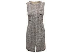 Schwarz-weißes, ärmelloses Strickkleid aus Bouclé von Chanel, Größe FR 36