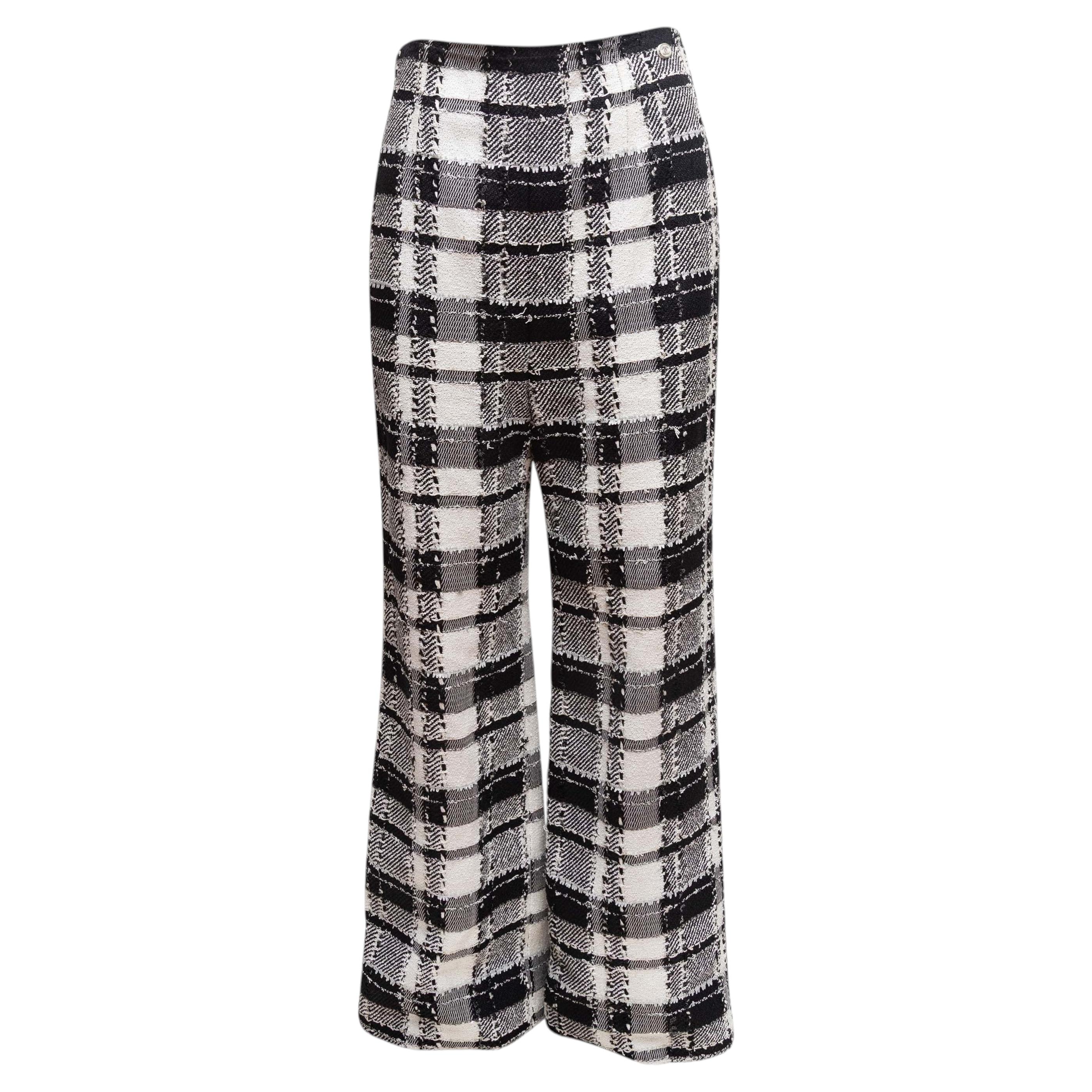 Black & White Chanel Embellished Plaid Tweed Trousers Size FR 38