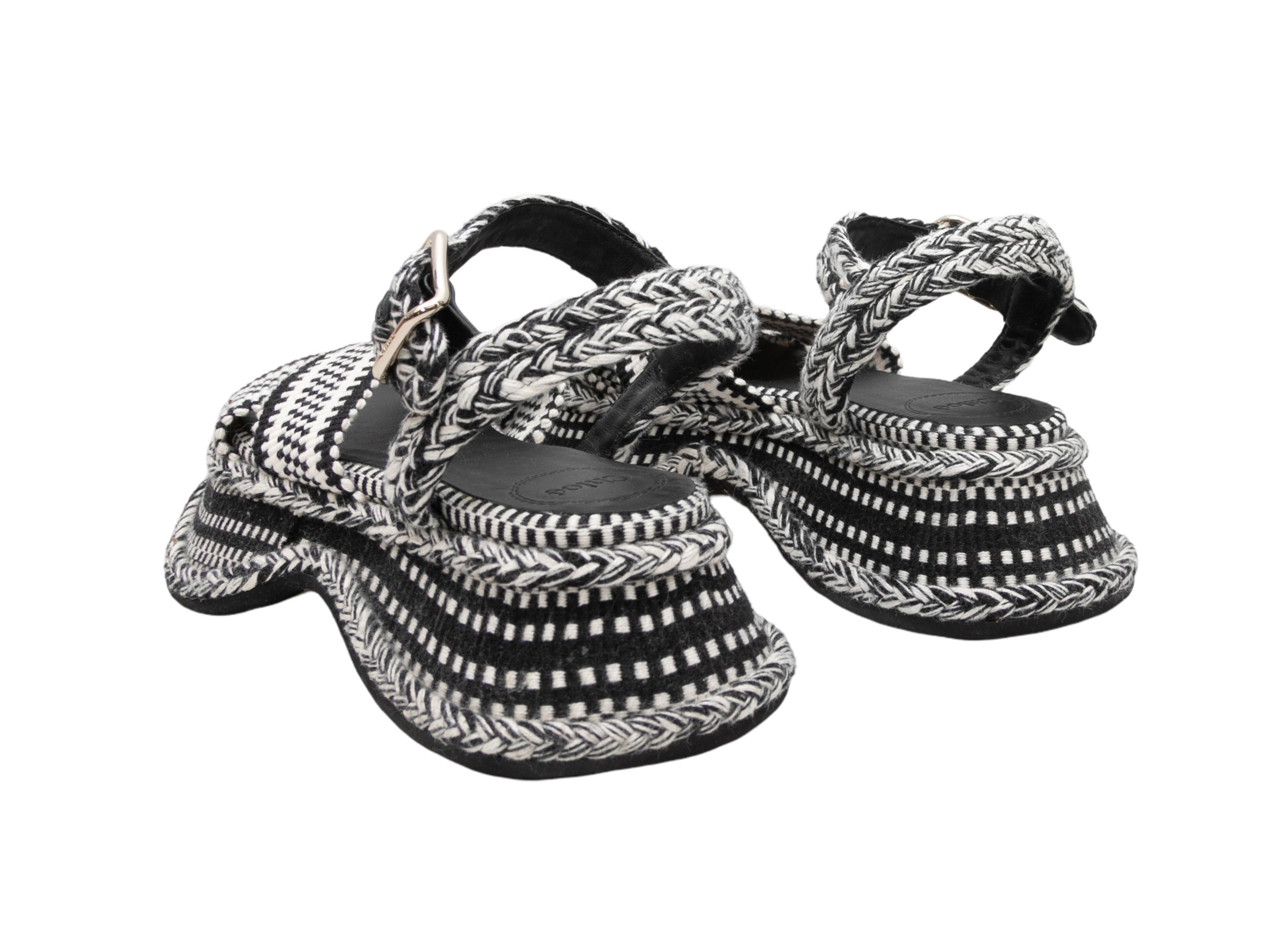 Sandalias de plataforma tejidas Chloe blancas y negras talla 35 en Bueno estado para la venta en New York, NY