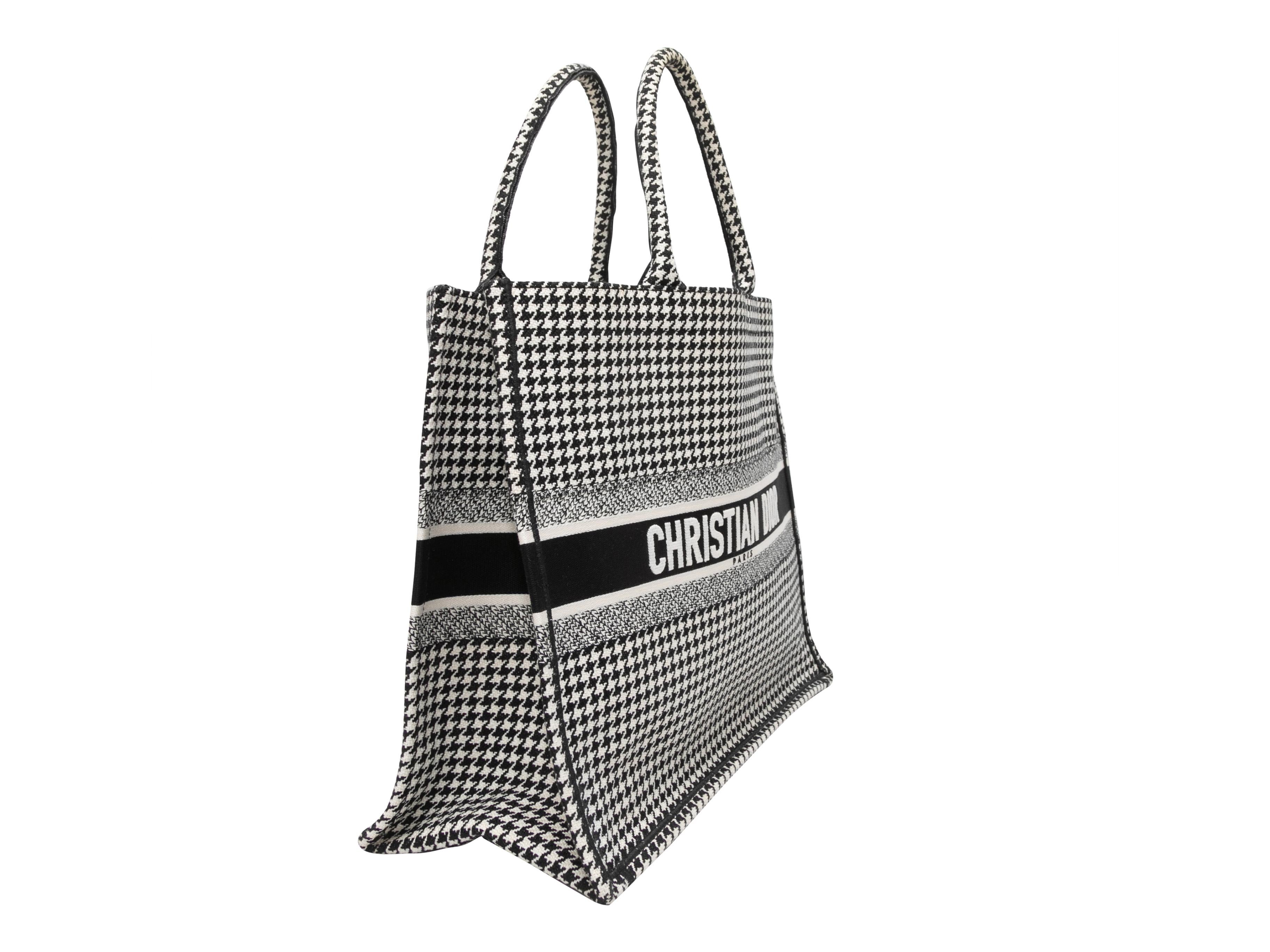 Black & White Christian Dior Medium Houndstooth Book Tote In Excellent Condition For Sale In New York, NY