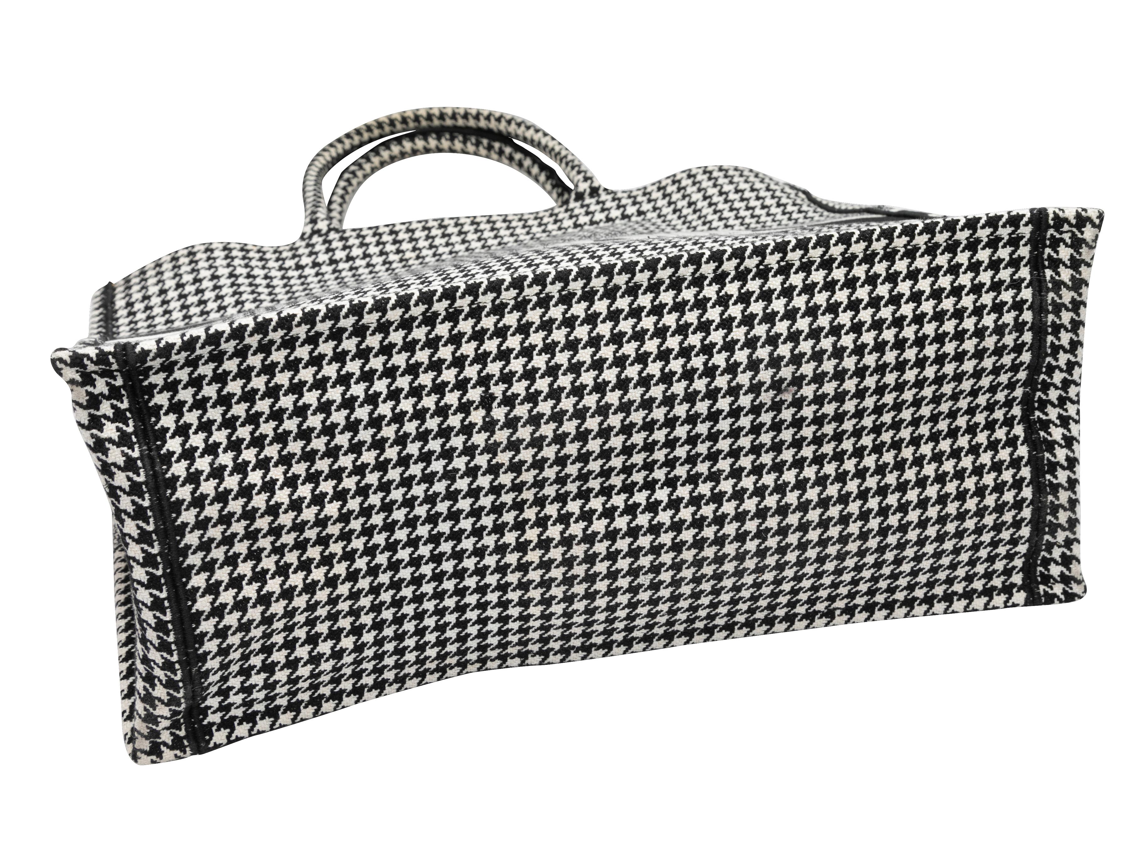 Women's Black & White Christian Dior Medium Houndstooth Book Tote For Sale