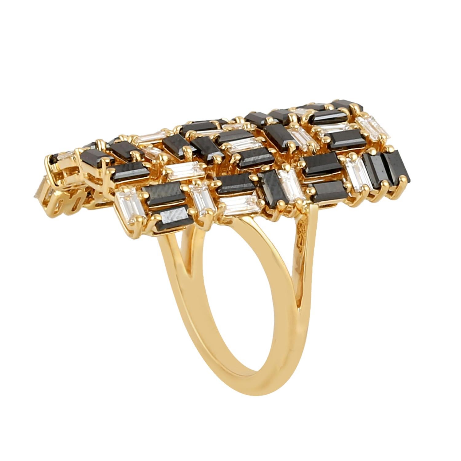 Mixed Cut Black & White Diamond Baguette Abstract Ring Made In 18k Yellow Gold For Sale