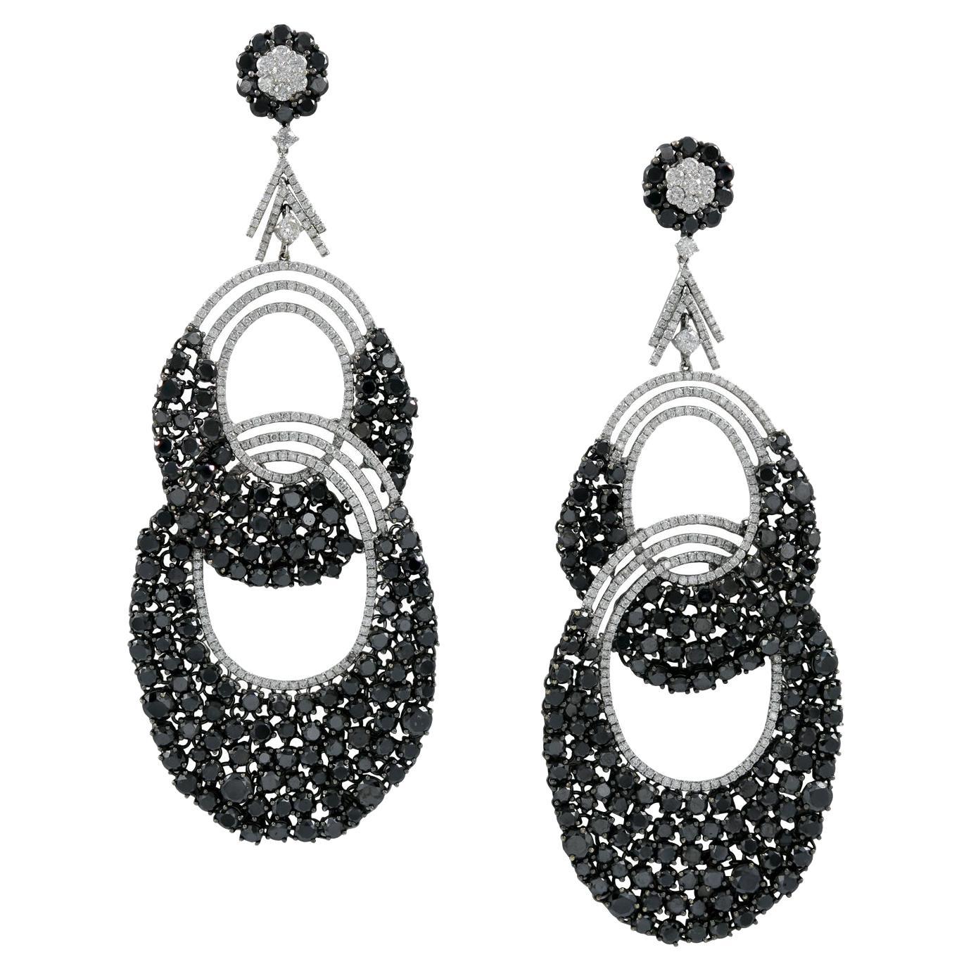 Black & White Diamond Chandelier Earrings For Sale