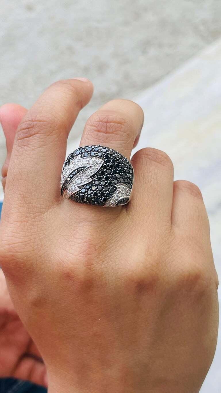 For Sale:  Black White Diamond Cocktail Band Ring Mom Gift in 18k Solid White Gold 2