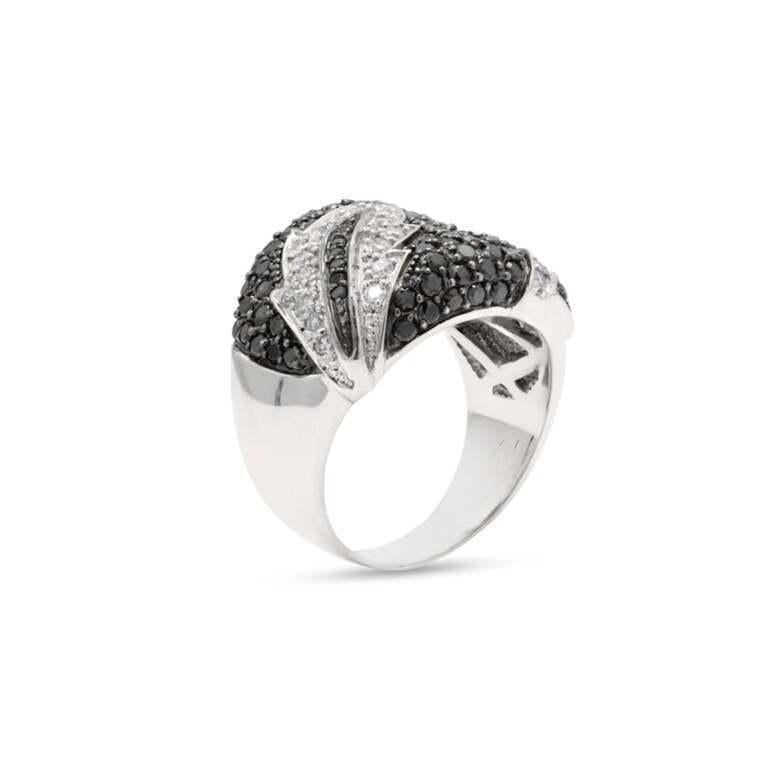 For Sale:  Black White Diamond Cocktail Band Ring Mom Gift in 18k Solid White Gold 7