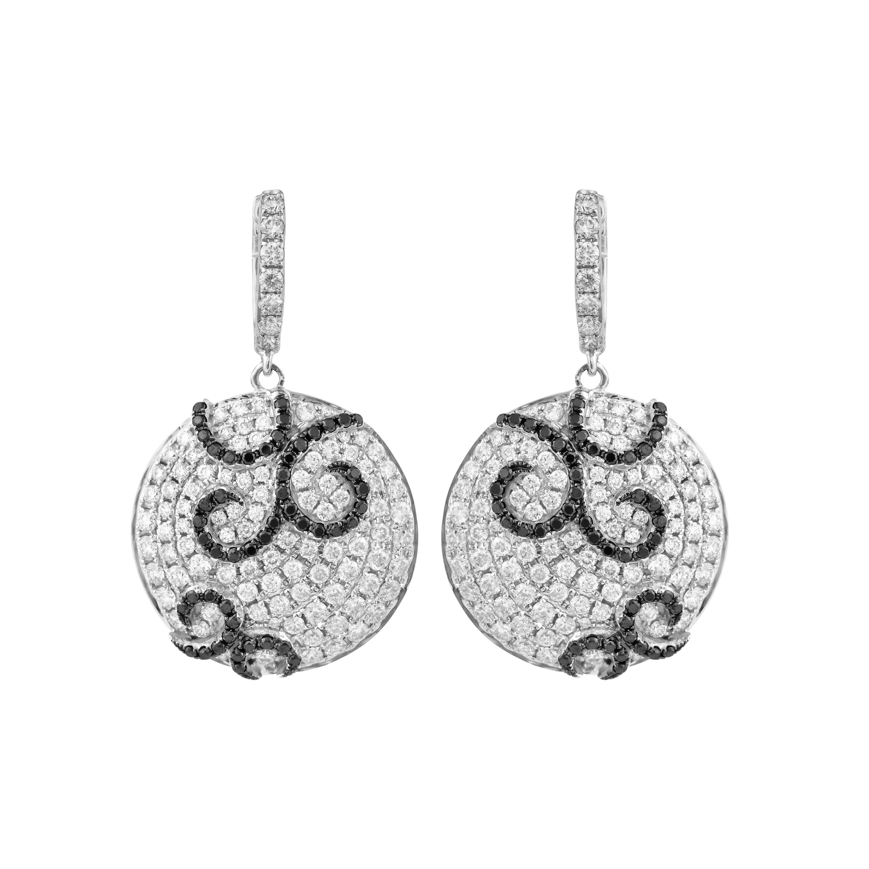Contemporary Black & White Diamond Earring in 14 Karat White Gold For Sale