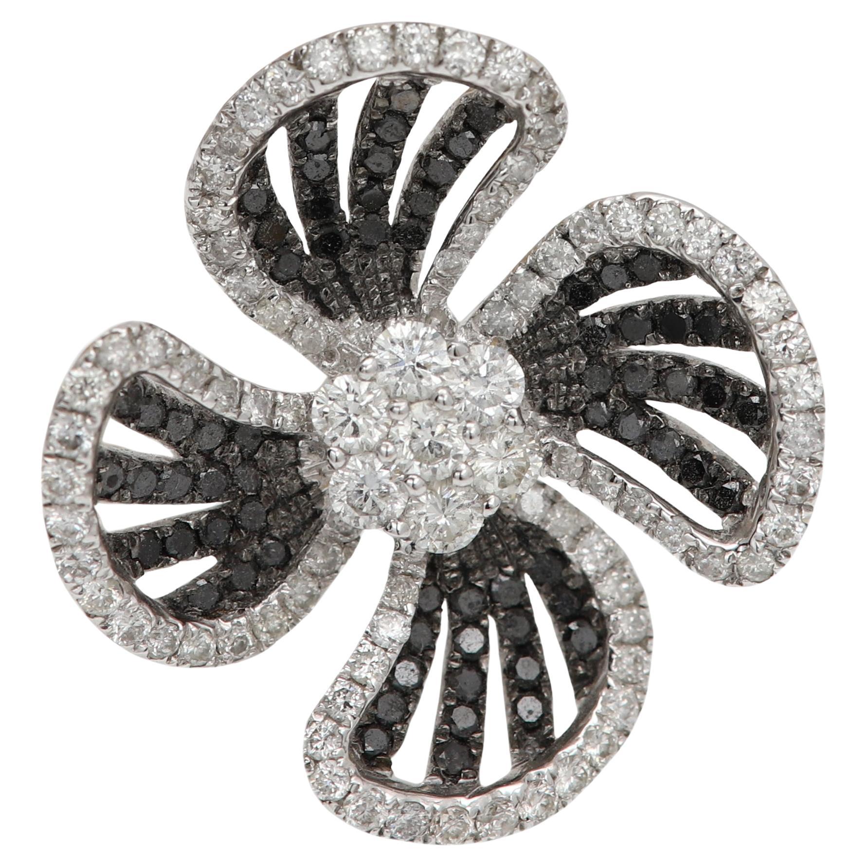 Black White Diamond Flower Ring 18 Karat White Gold Natural Diamonds