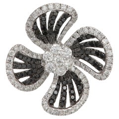Black White Diamond Flower Ring 18 Karat White Gold Natural Diamonds