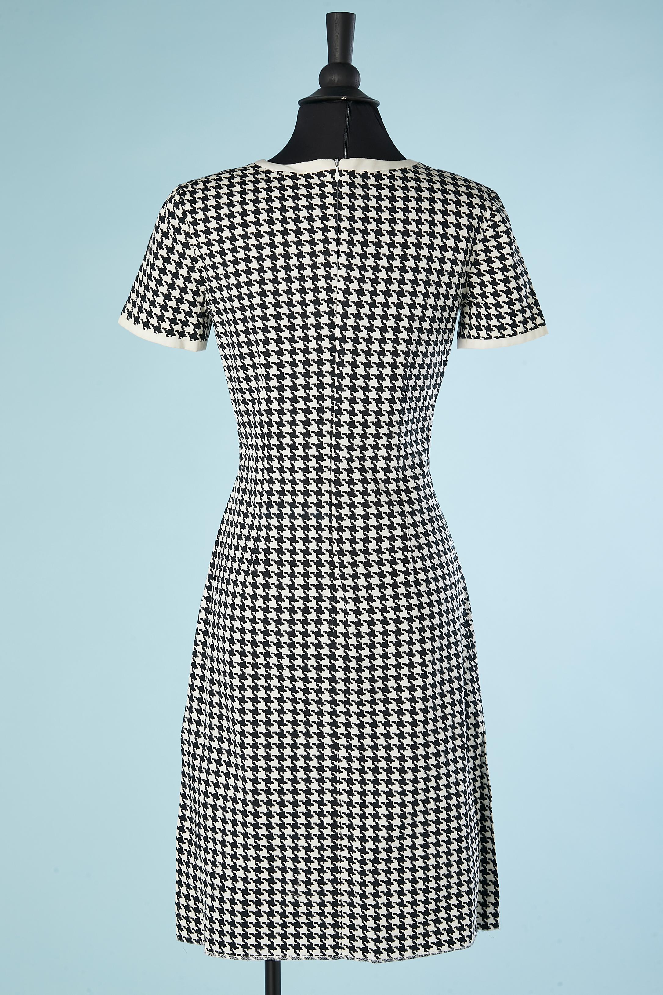 Women's Black & white houndstooth pattern dress Oliver by Valentino For Sale