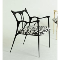 Ink Chair - Geschwärztes Messing mit monochromer Polsterung by Misaya