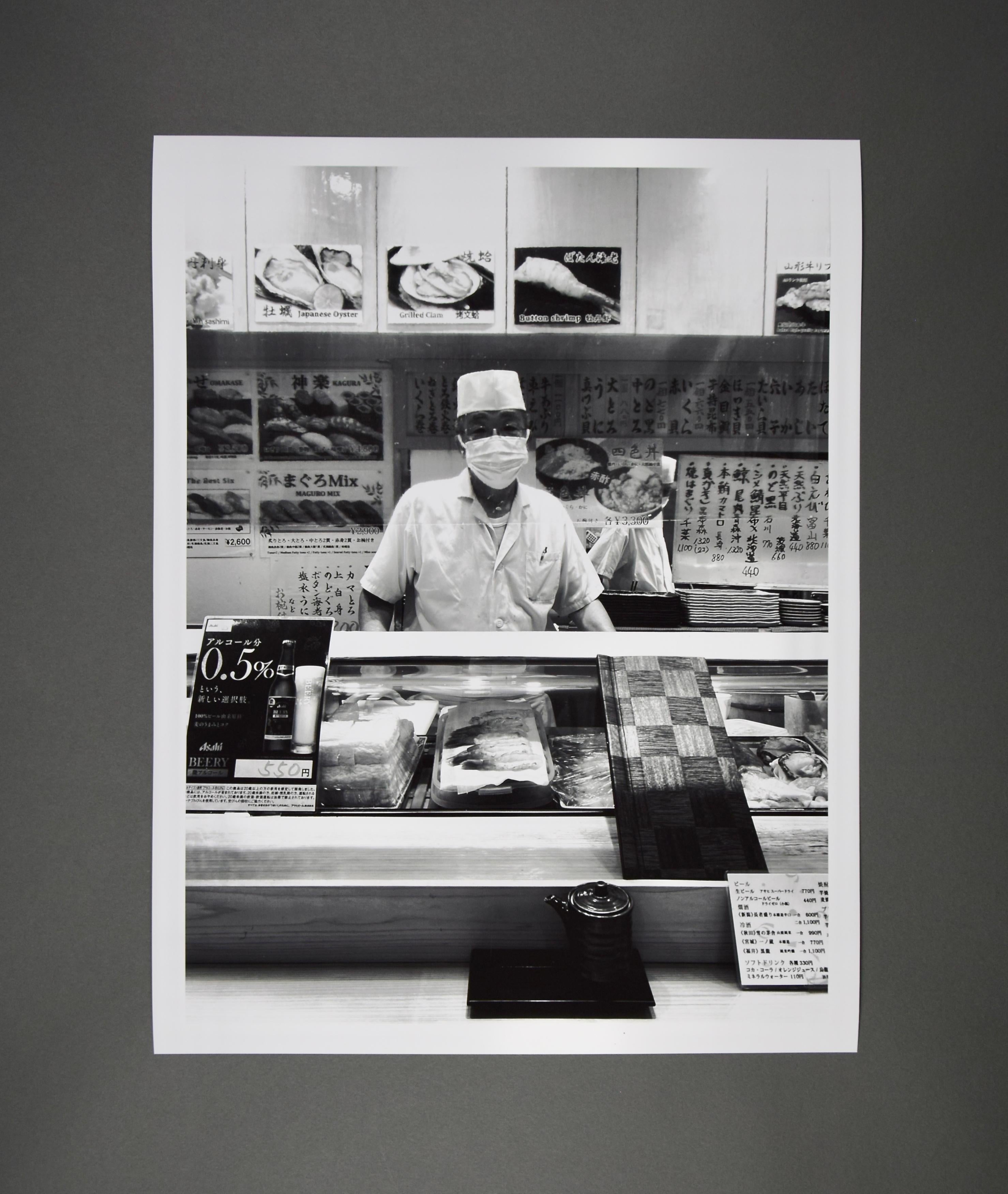 Moderne Portrait en noir et blanc en édition limitée d'un chef-d'œuvre de Sushi japonais en vente
