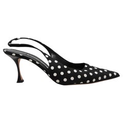 Manolo Blahnik in bianco e nero con punta a pois Taglia 41,5