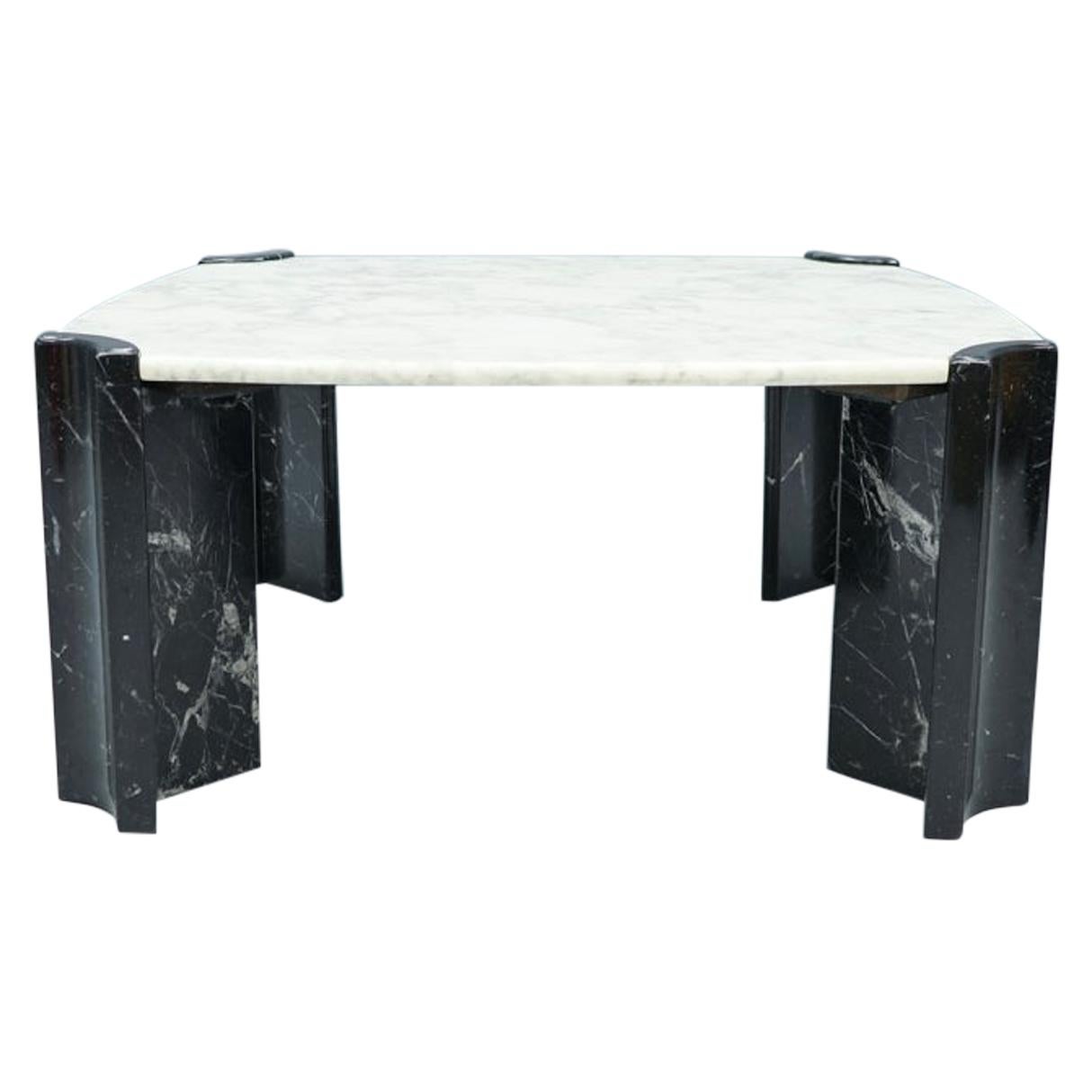 Black and White Marble Coffee Table in Style of Gae Aulenti, Italy, 1970s