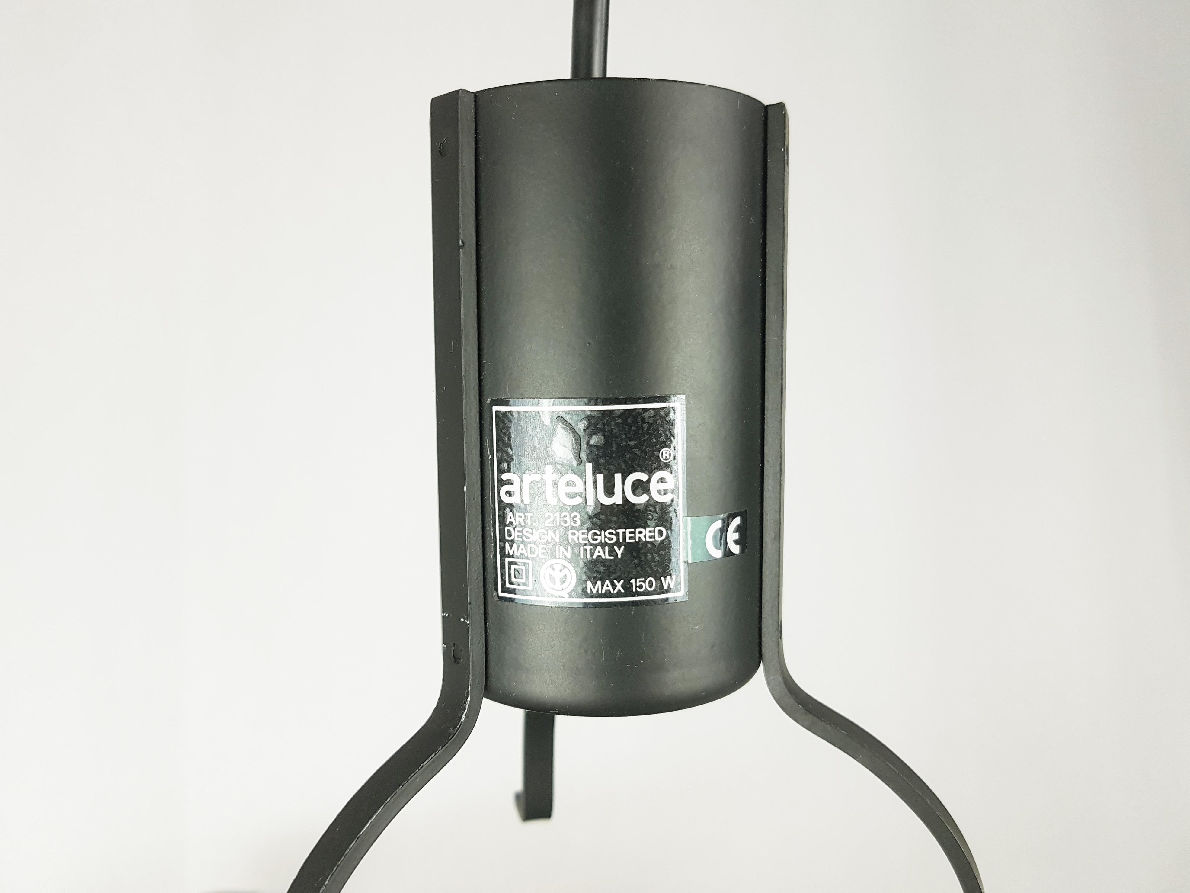 Aluminum Black & White Metal Mod. 2133 Pendant Lamp, G. Sarfatti for Arteluce Flos, 1970s For Sale