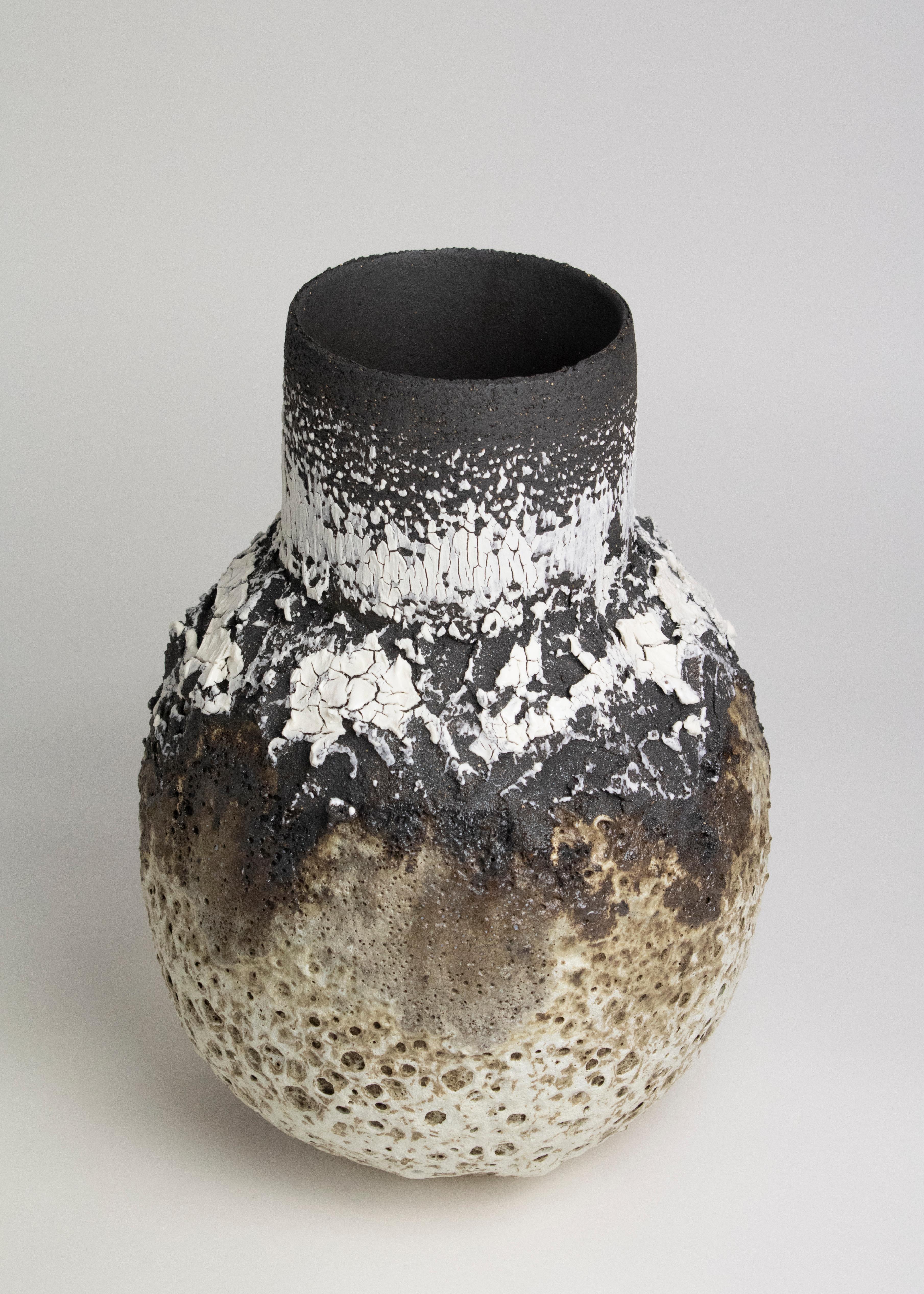 Hand-Crafted Black, White & Mocha Large Heavily Textured Stoneware, Porcelain Volcanic Vessel For Sale