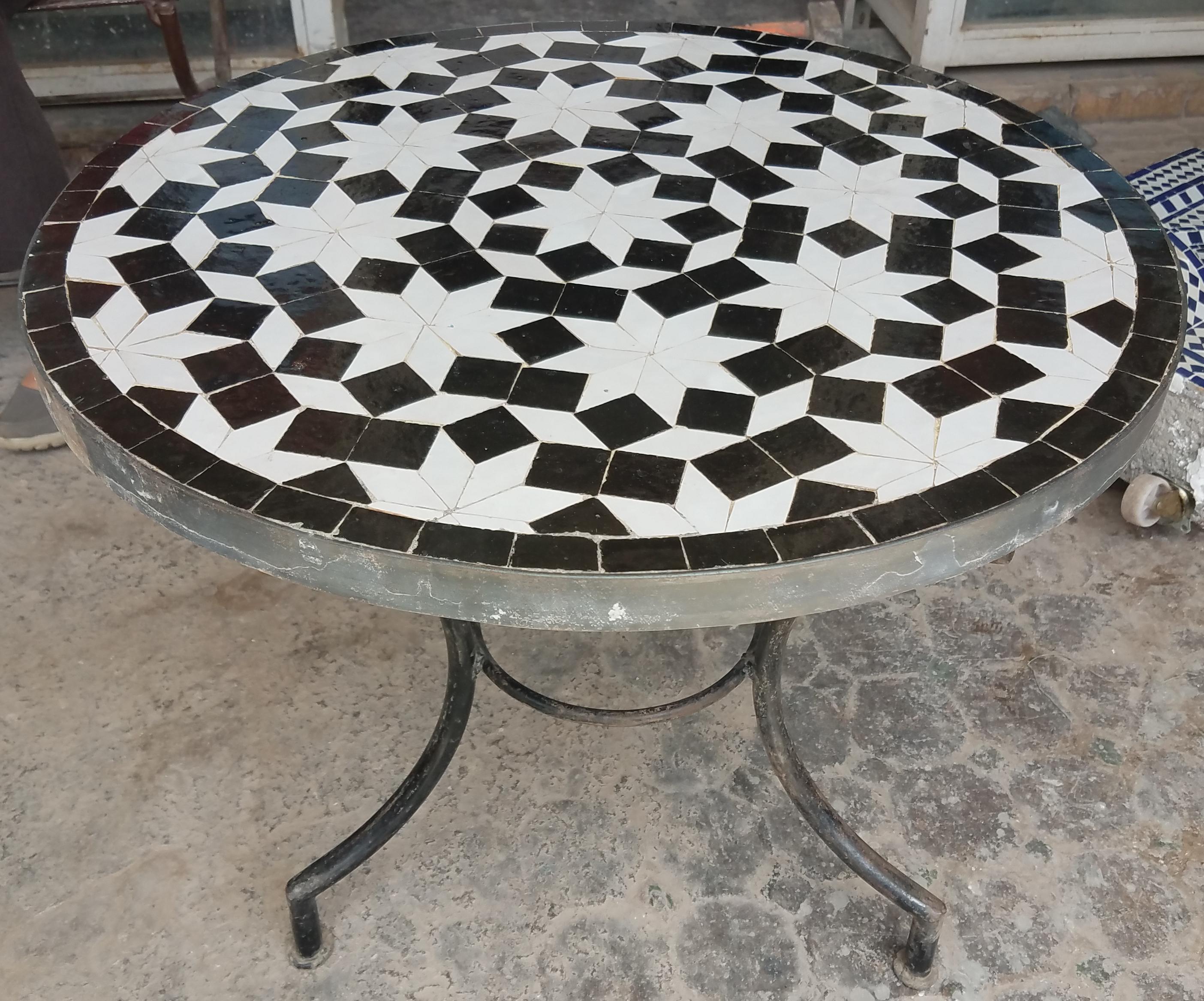 white moroccan table