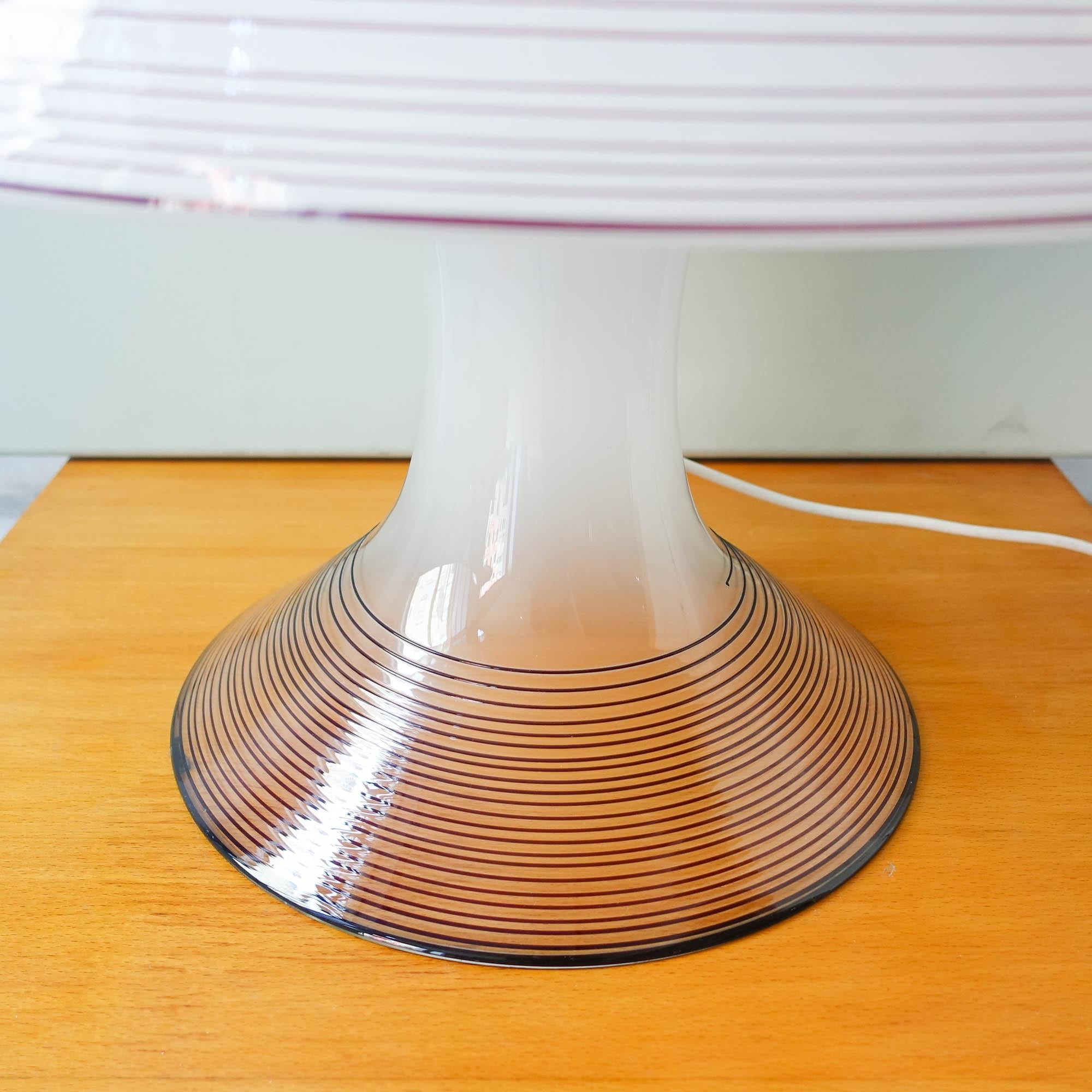 Italian Black & White Murano Swirl Glass Table Lamp by Renato Toso for Leucos, 1970s For Sale