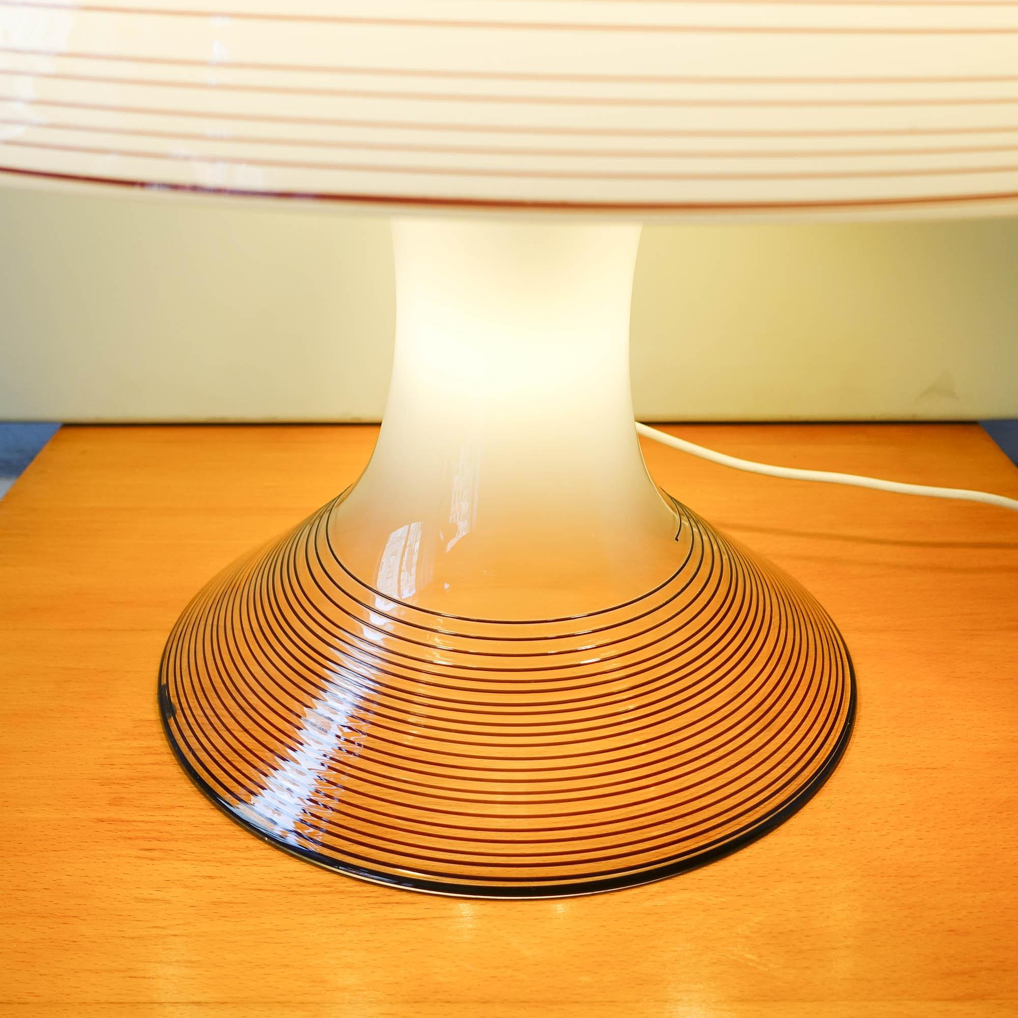 Black & White Murano Swirl Glass Table Lamp by Renato Toso for Leucos, 1970s In Good Condition For Sale In Lisboa, PT