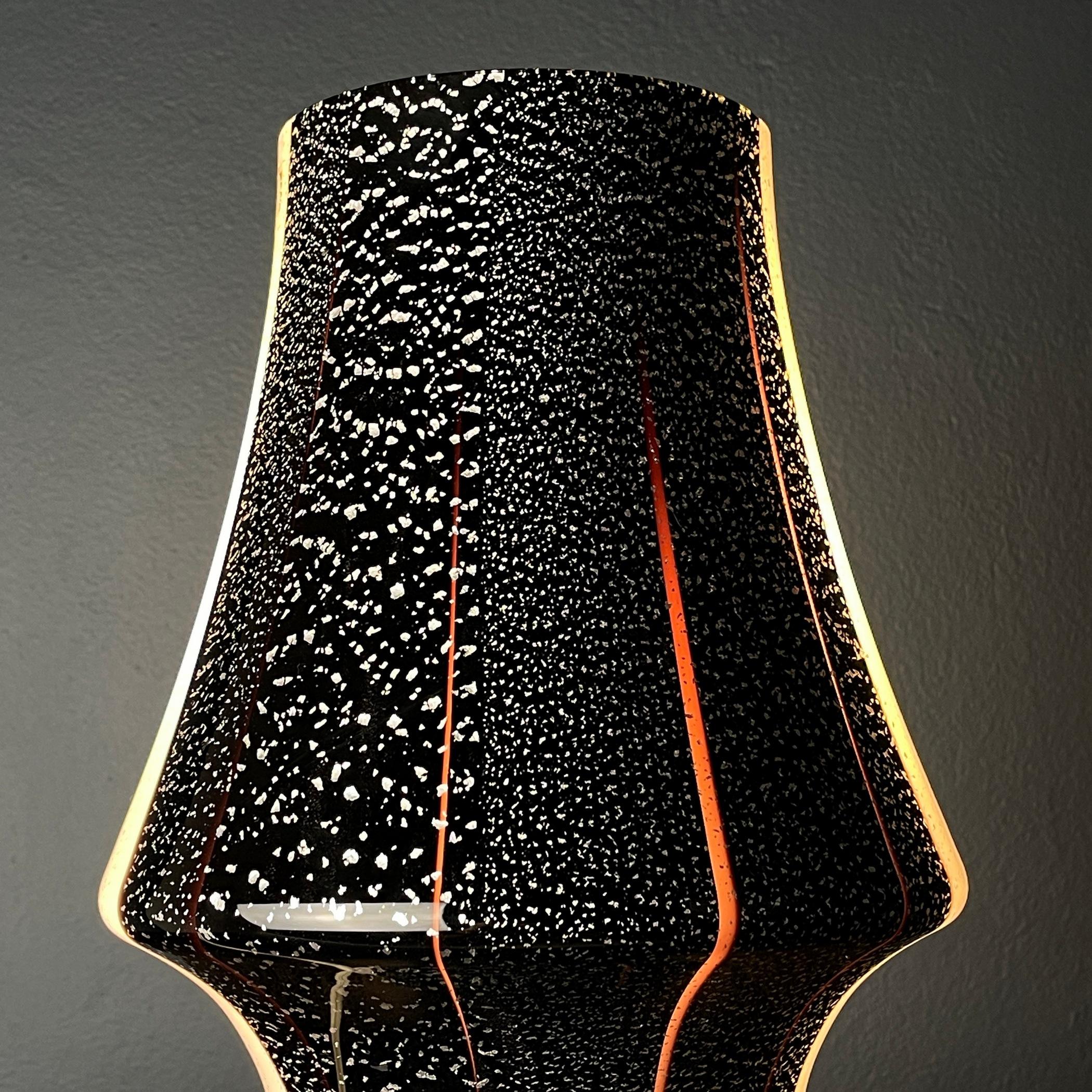 Lampe de table murano noire et blanche champignon, Italie, 1970  en vente 2