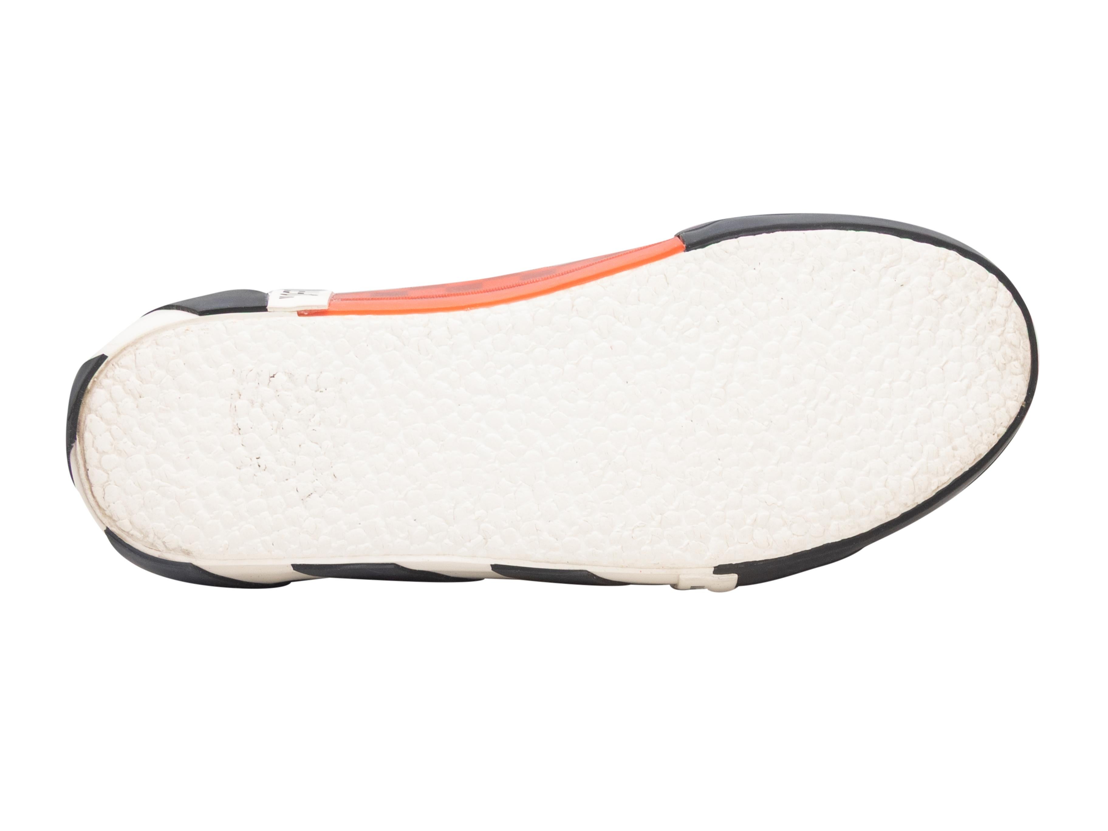 Black & White Off-White Checkerboard Low-Top Sneakers Size 38 Pour femmes en vente