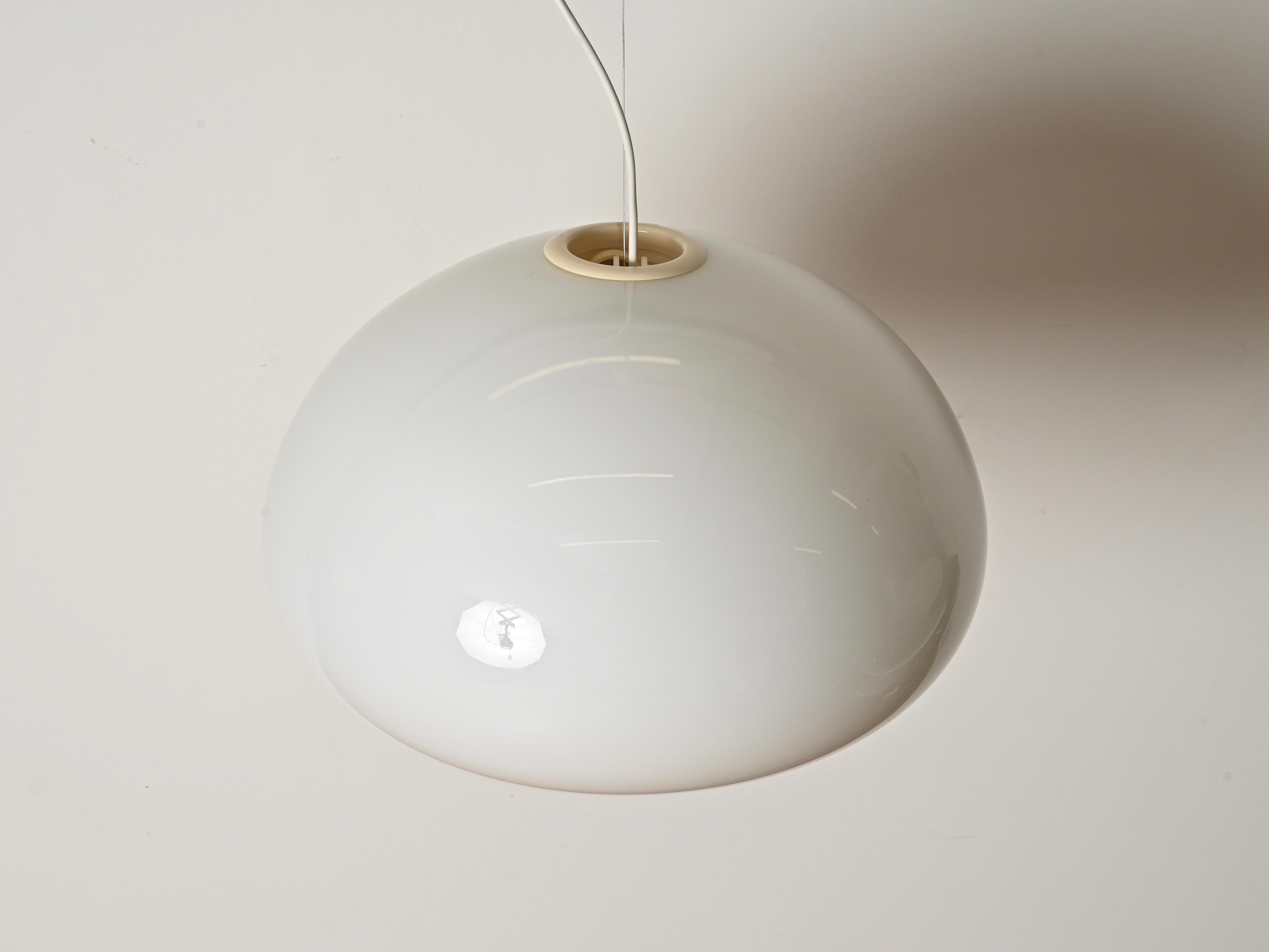 Pendentif noir et blanc en verre et chrome par Castiglioni pour Flos, Italie, années 1970 en vente 3