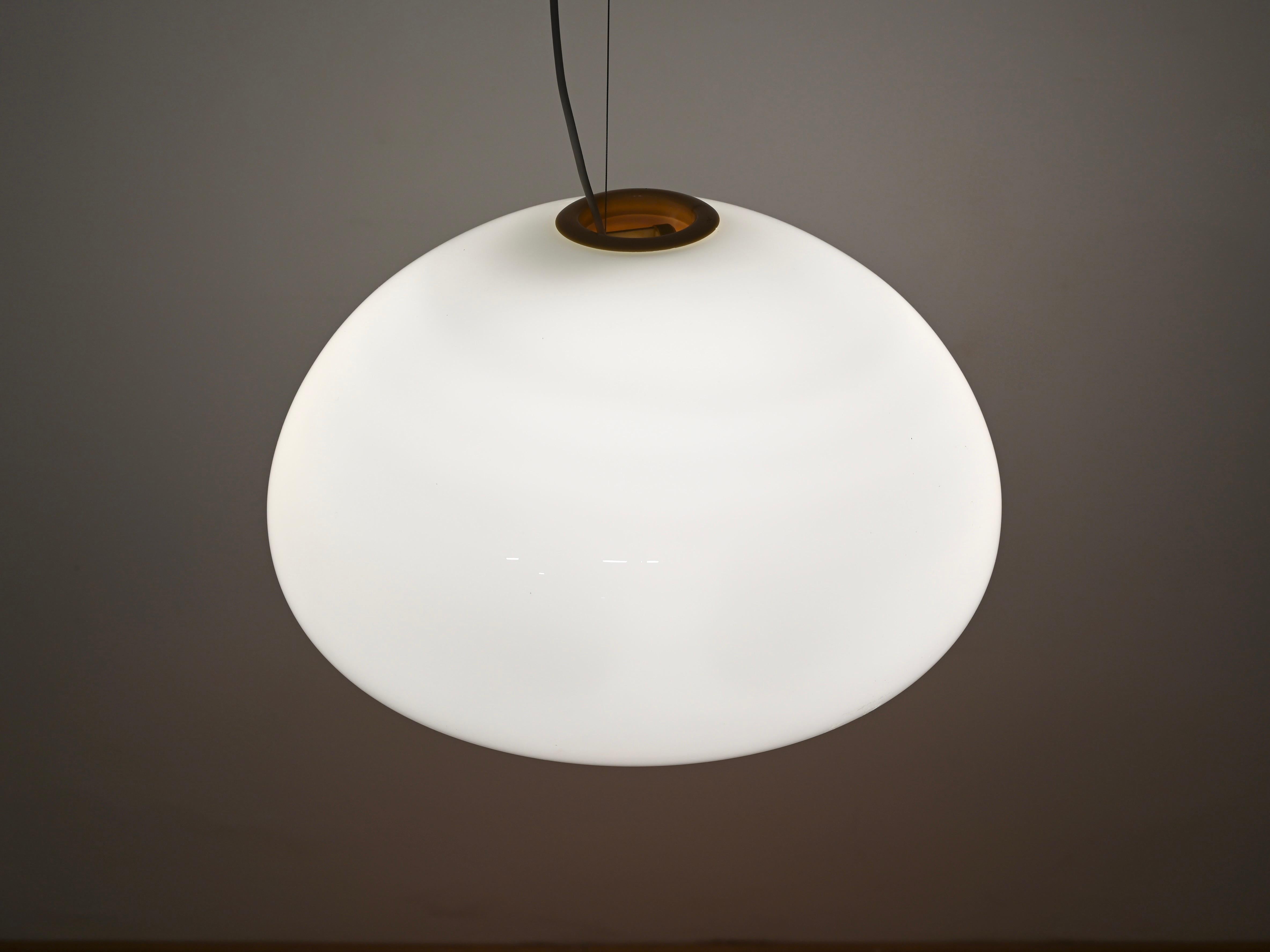 Pendentif noir et blanc en verre et chrome par Castiglioni pour Flos, Italie, années 1970 en vente 8