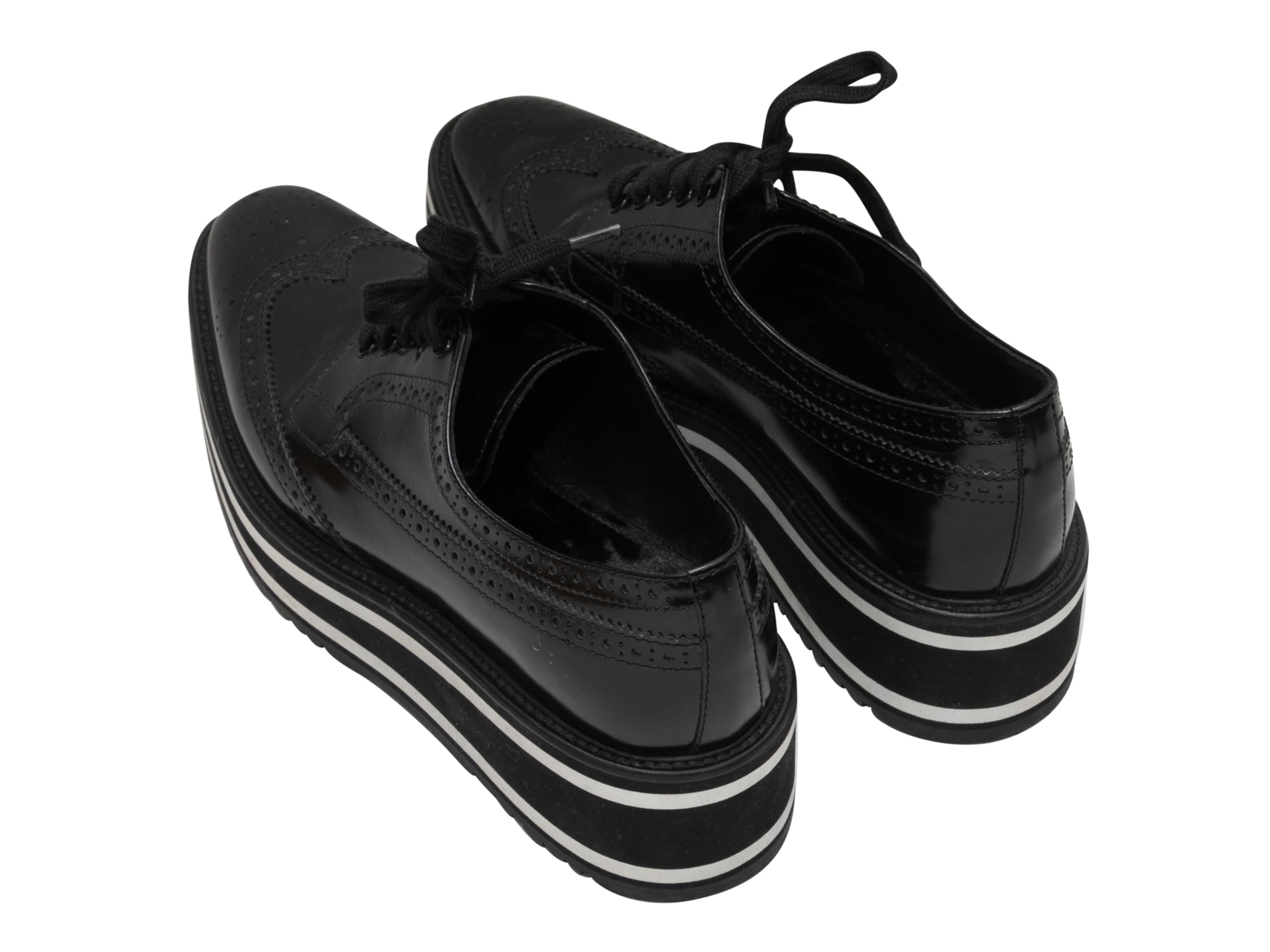 Black & White Prada Platform Brogues Size 38 In Good Condition For Sale In New York, NY