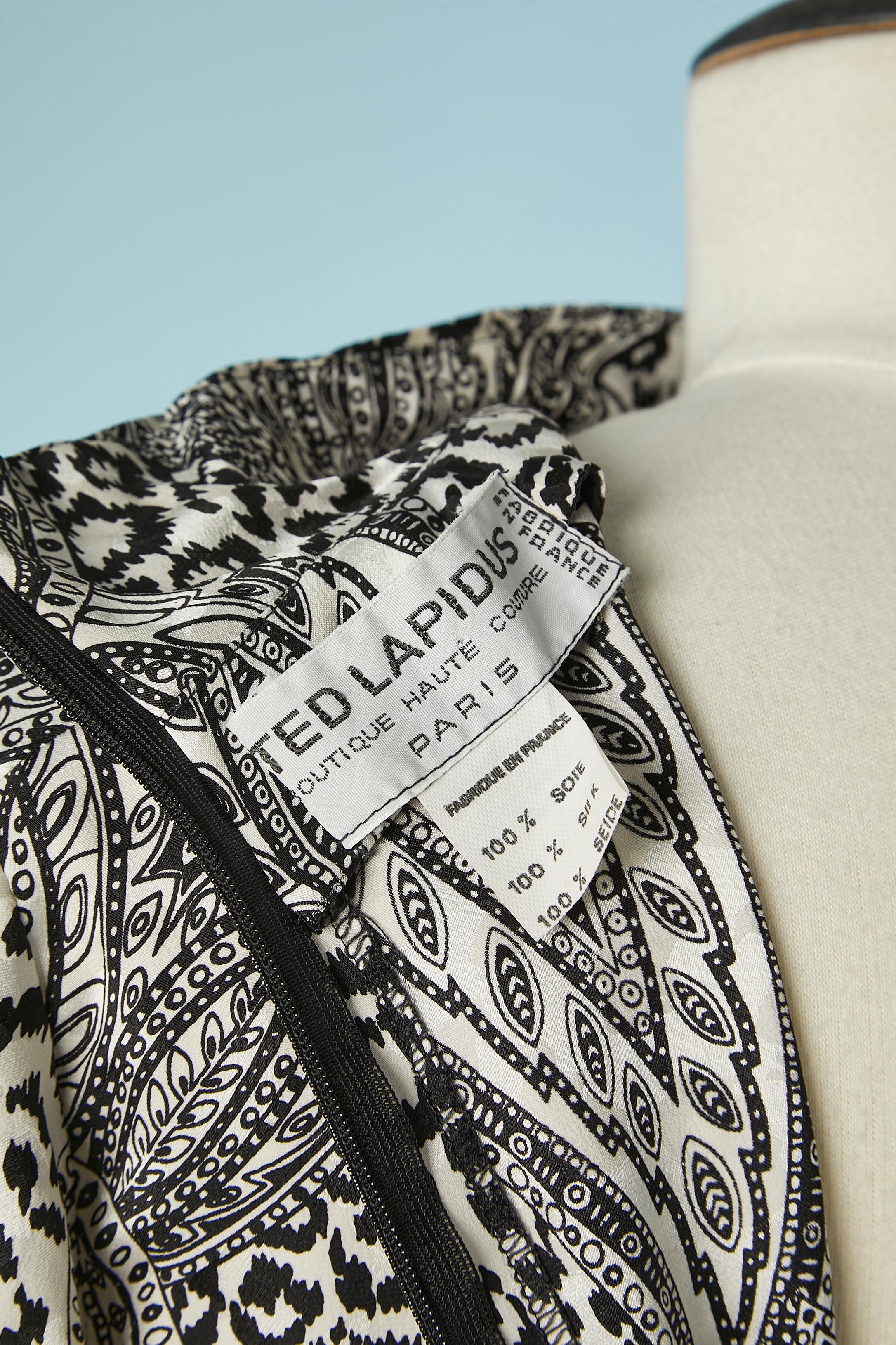 Blouse imprimée noire et blanche en jacquard de soie Ted Lapidus Boutique Haute Couture en vente 1