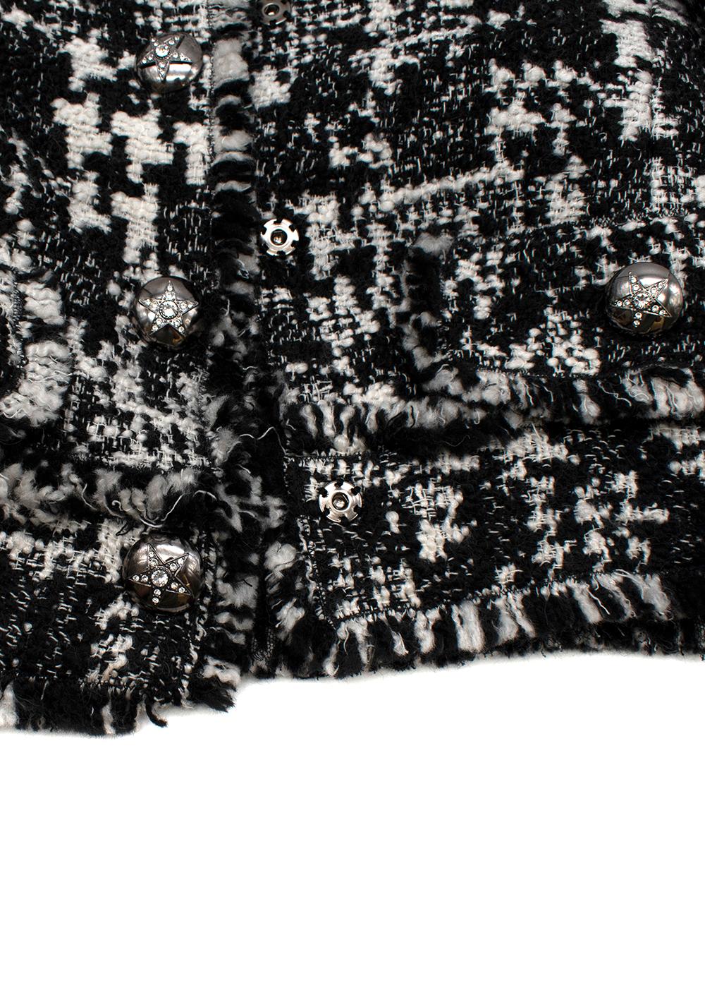 Black & White Short Tweed Jacket- IT 42 For Sale 2