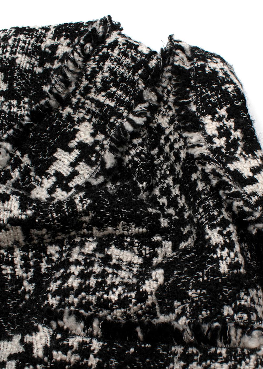 Black & White Short Tweed Jacket- IT 42 For Sale 4