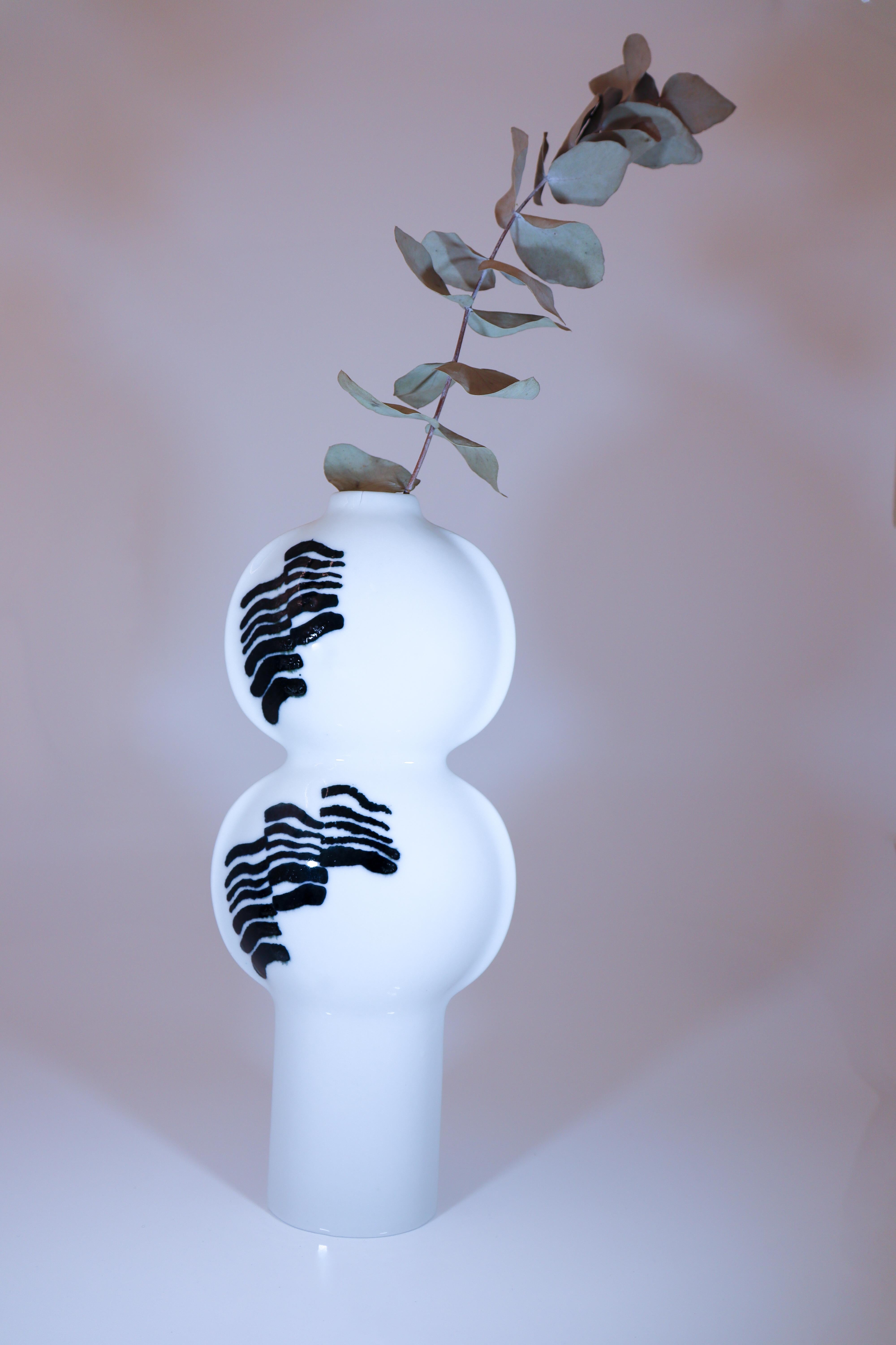 Scandinavian Modern Black & White Vase - Inger Persson- Rörstrand - Midcentury Modern For Sale