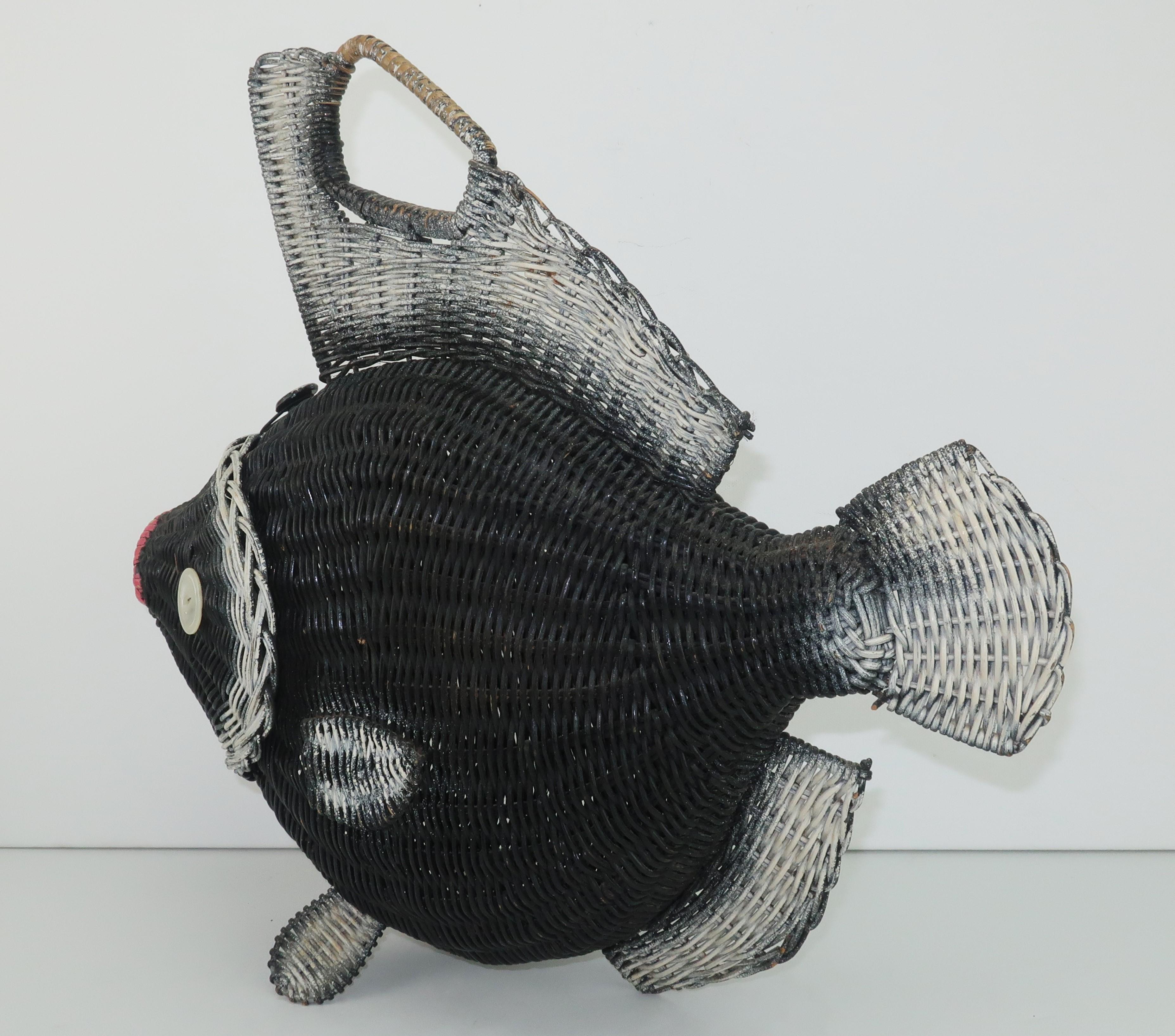 Black & White Wicker Novelty Fish Handbag, 1950’s 1