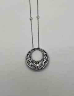 Colgante Oro Blanco Negro y Blanco Cebra Diamantes Pave Set Luna Cielo Nocturno Collar