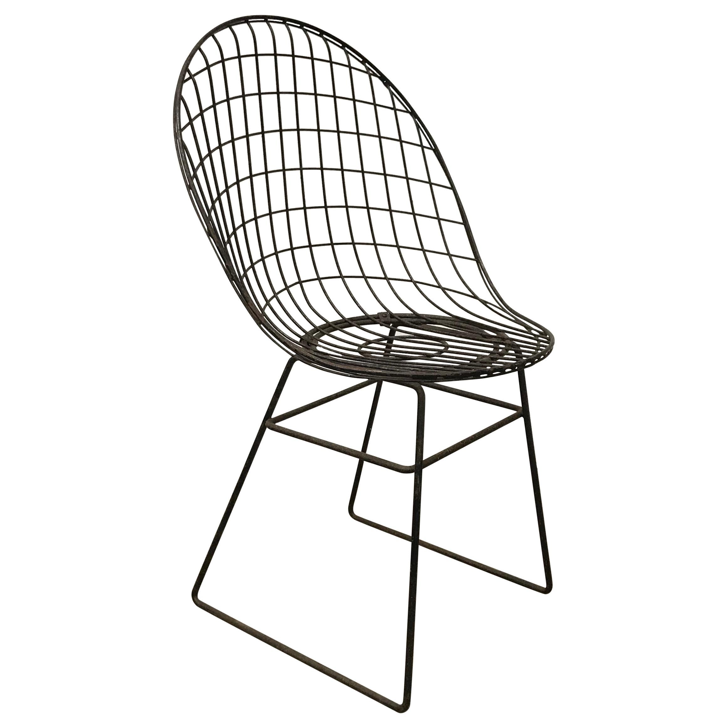 Black Wire Dining Chair with Beautiful Curves and Elegant Silhouet, circa 1960 For Sale