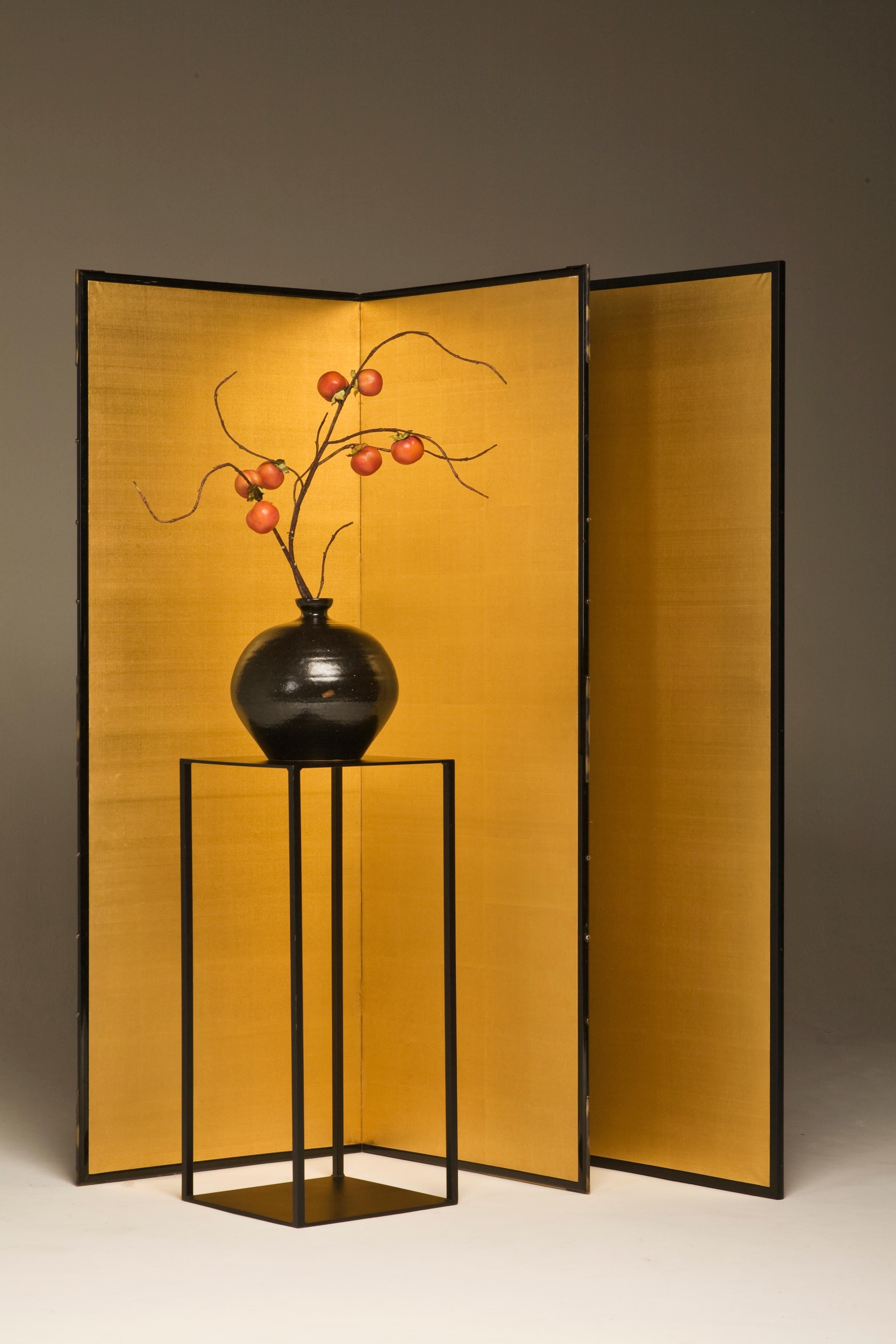 Vase en terre cuite de Mashiko, noir avec des nuances brunes  en vente 2