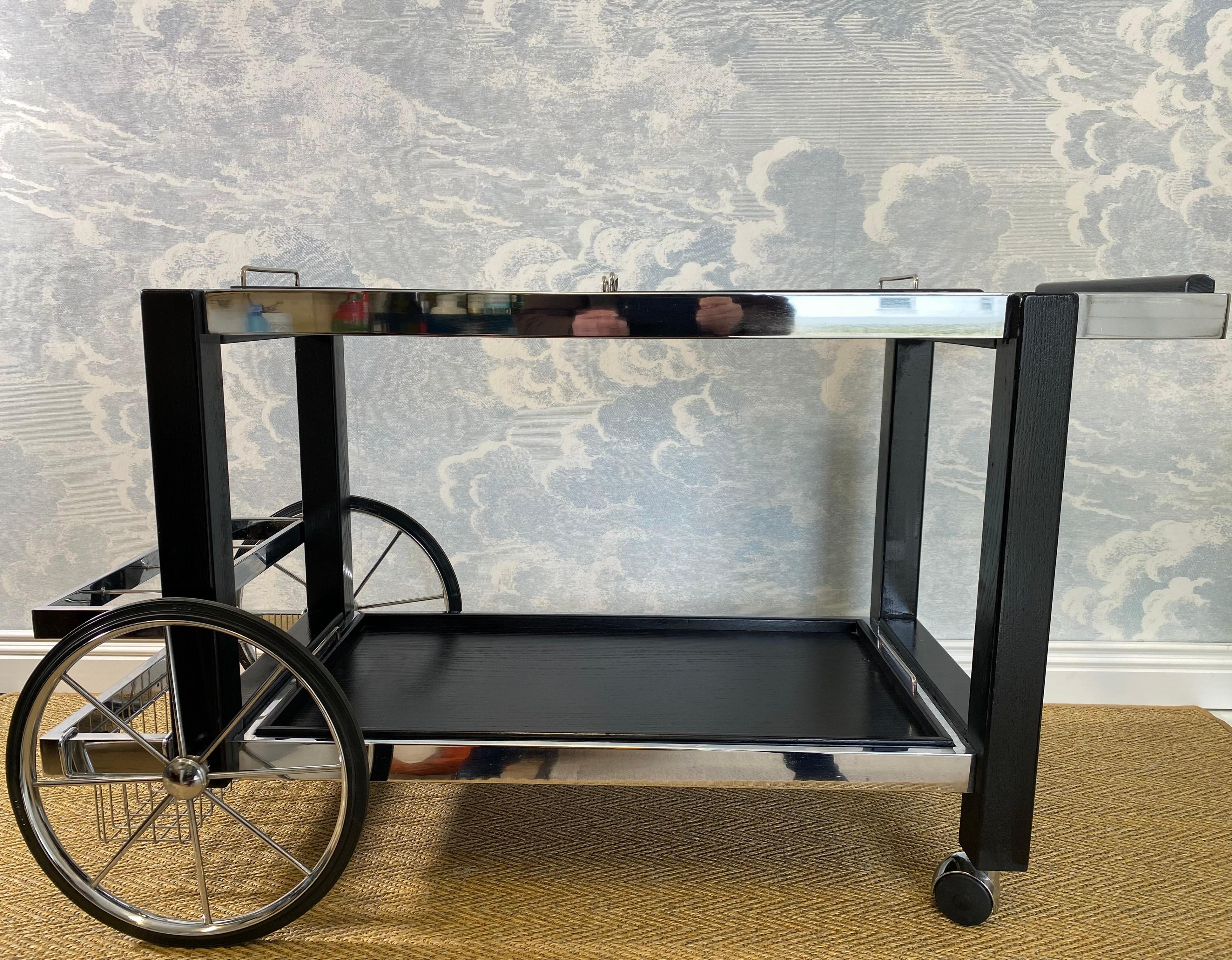 Chariot de service en bois noir et chrome, France, années 1980 en vente 6