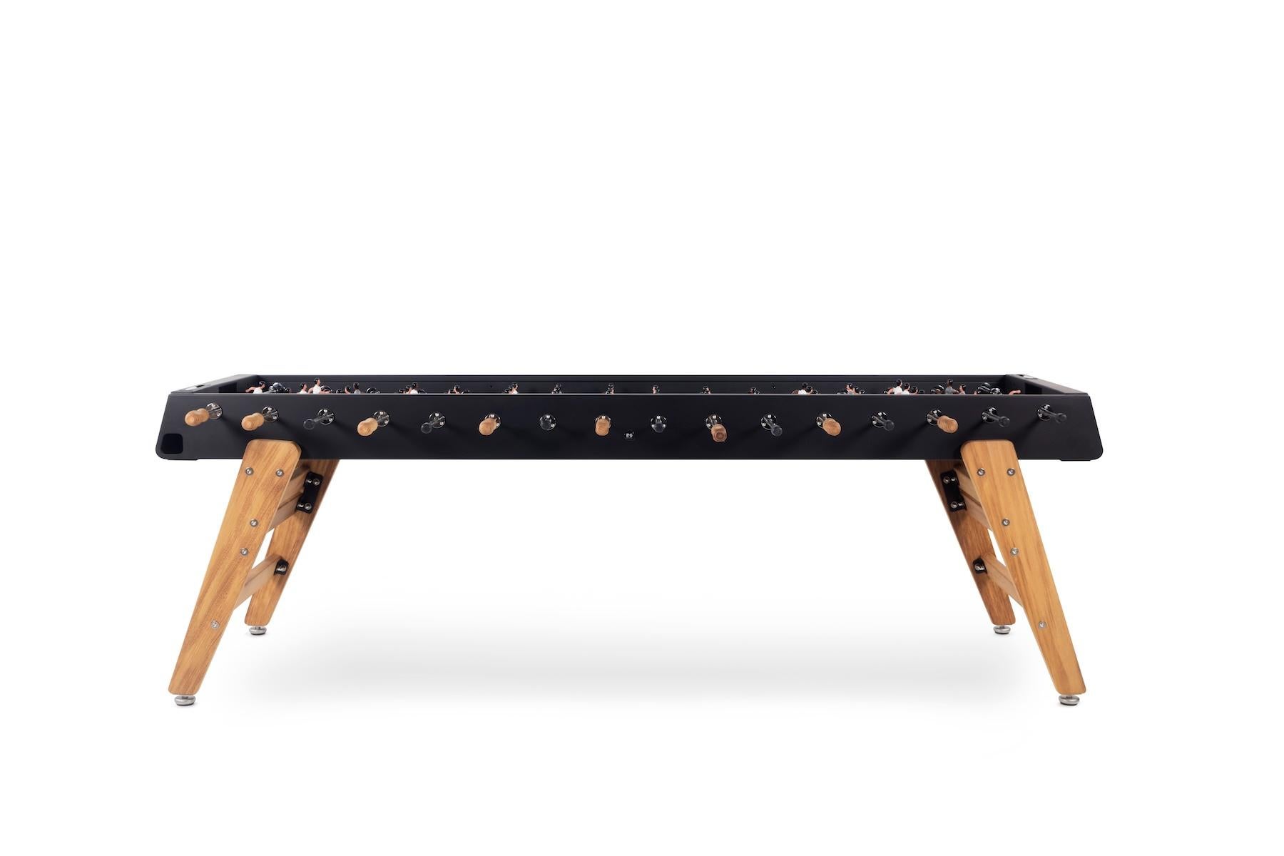 FOOSBALL TABLE RS3 MAX in Green
DESIGNED BY RAFAEL RODRÍGUEZ for RS Barcelona

The more, the merrier. It’s not just a saying, it’s really true. The RS MAX football table doubles the fun so you can make the most of the game and some good company. Are