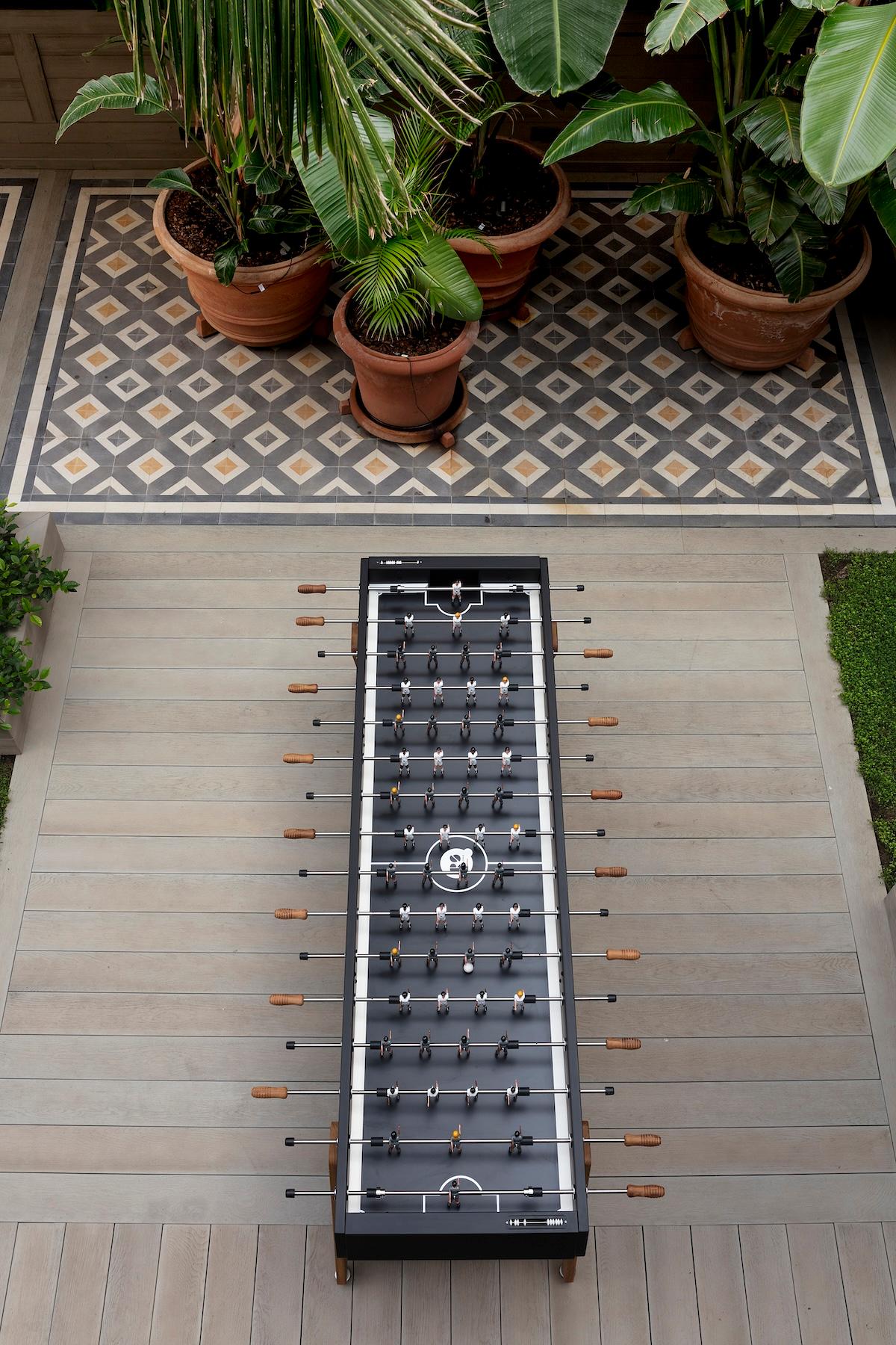 Hand-Carved BLACK & Wood FOOSBALL TABLE RS3 Max by RS Barcelona for up to 8 players For Sale