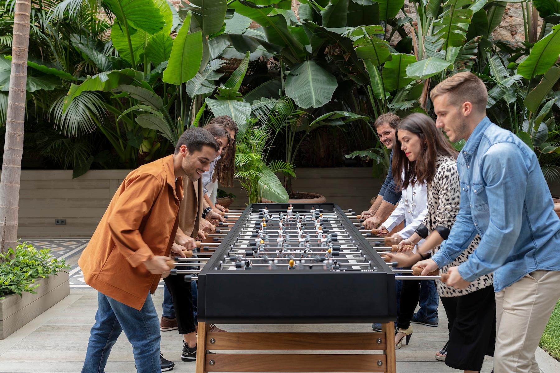 Aluminum BLACK & Wood FOOSBALL TABLE RS3 Max by RS Barcelona for up to 8 players For Sale