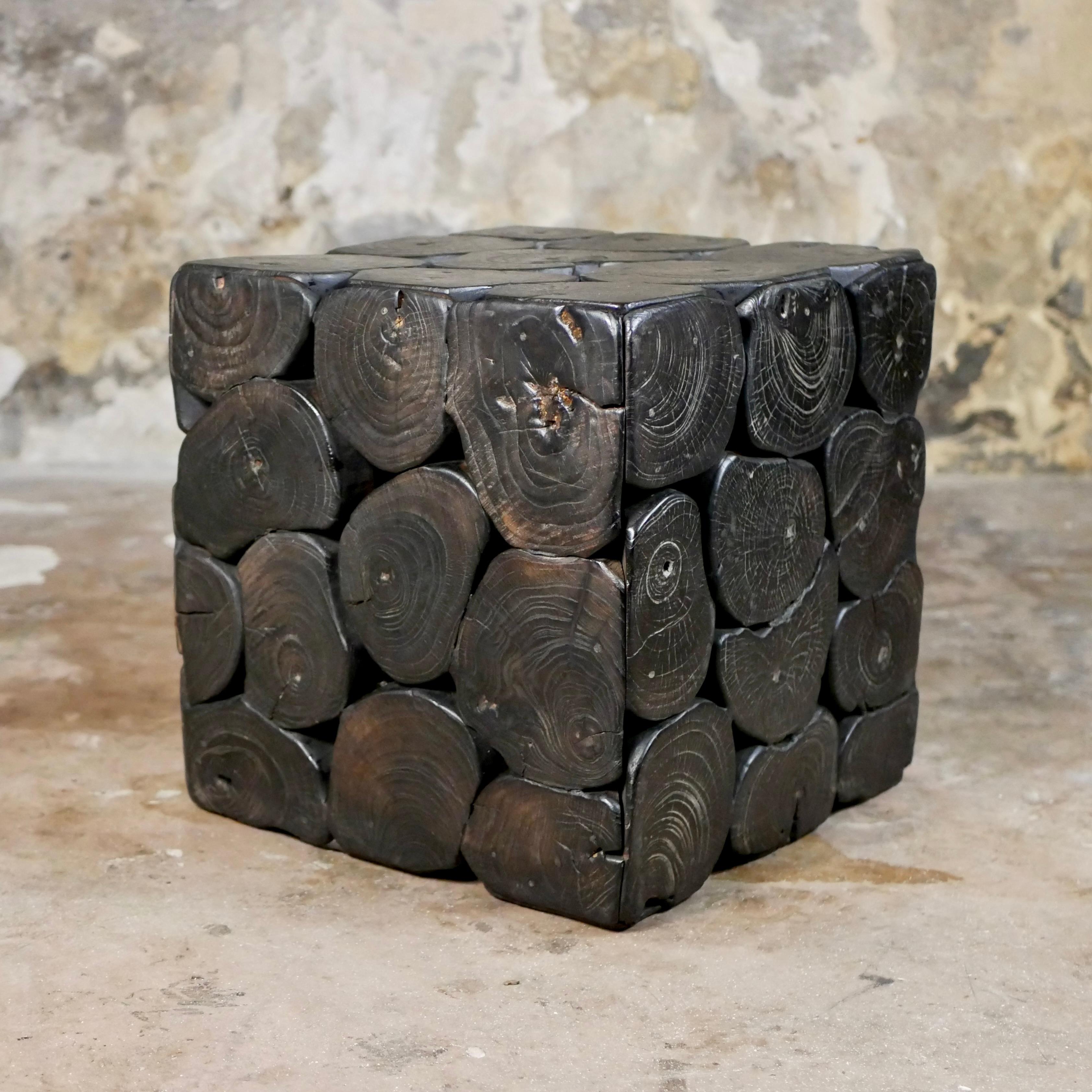 Black wood log side table or stool, square shape, French work from the 1980s For Sale 4