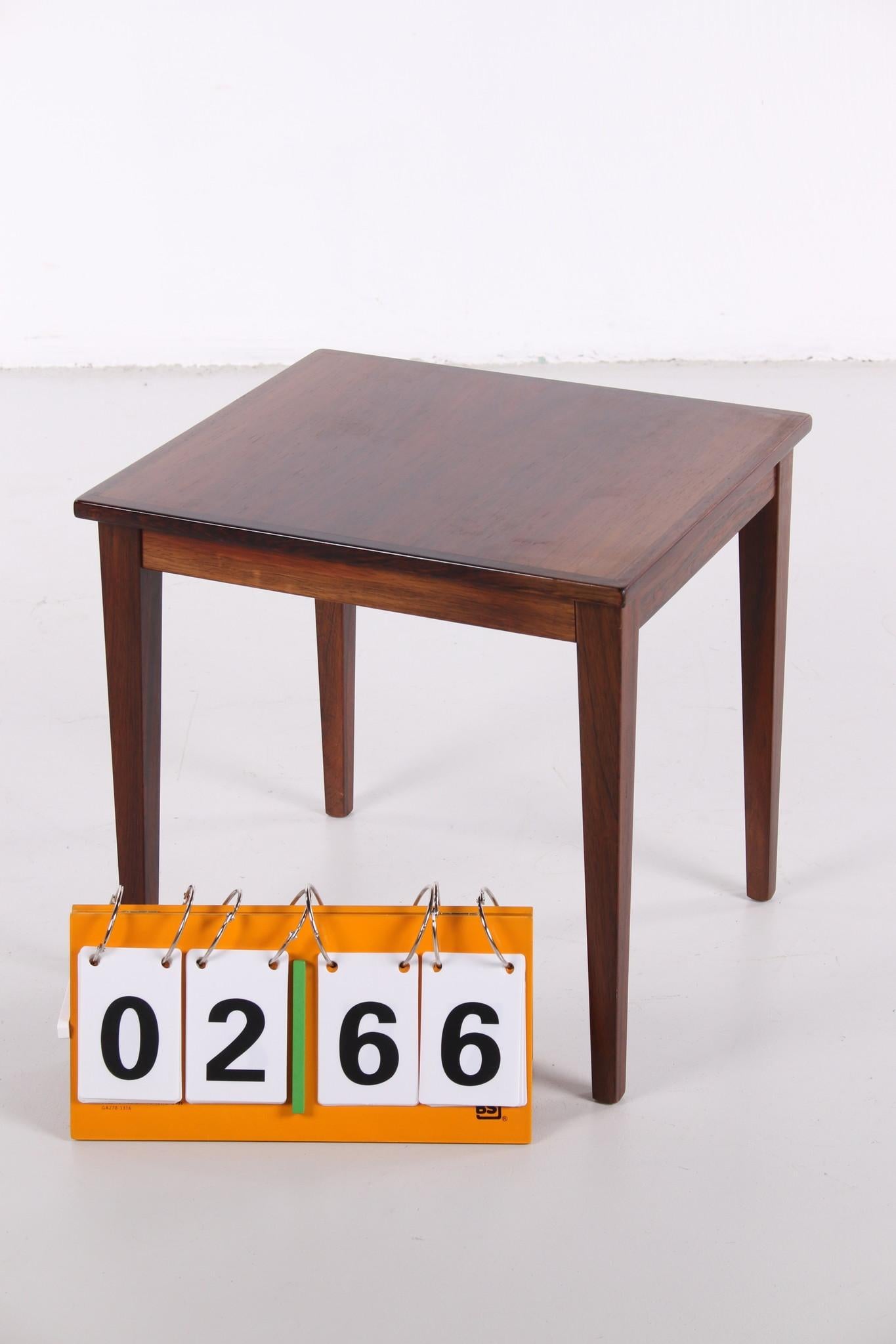 Schwarzes Holz Pflanzentisch oder Beistelltisch, 1960er Jahre im Angebot 4