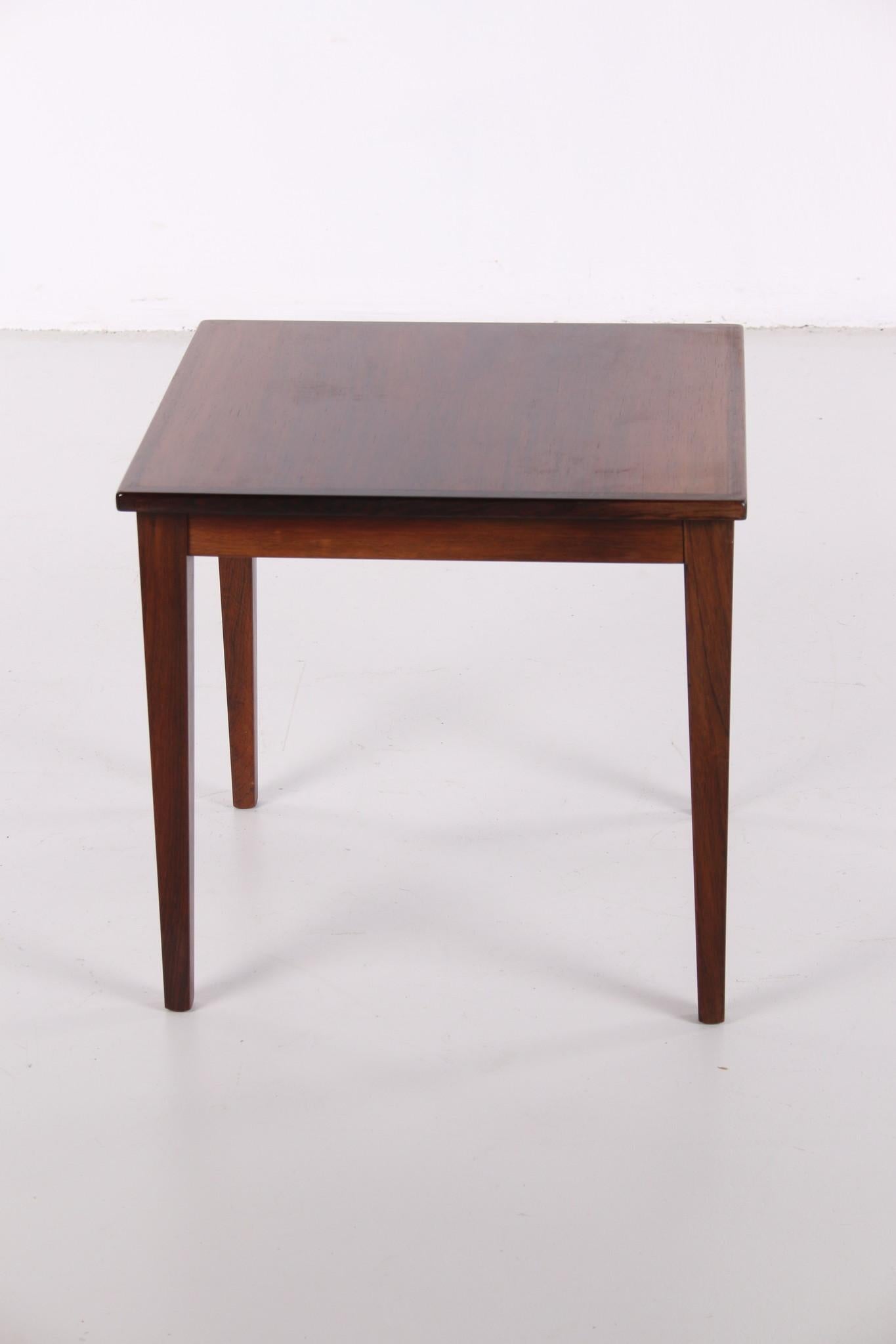 Schwarzes Holz Pflanzentisch oder Beistelltisch, 1960er Jahre im Angebot 3
