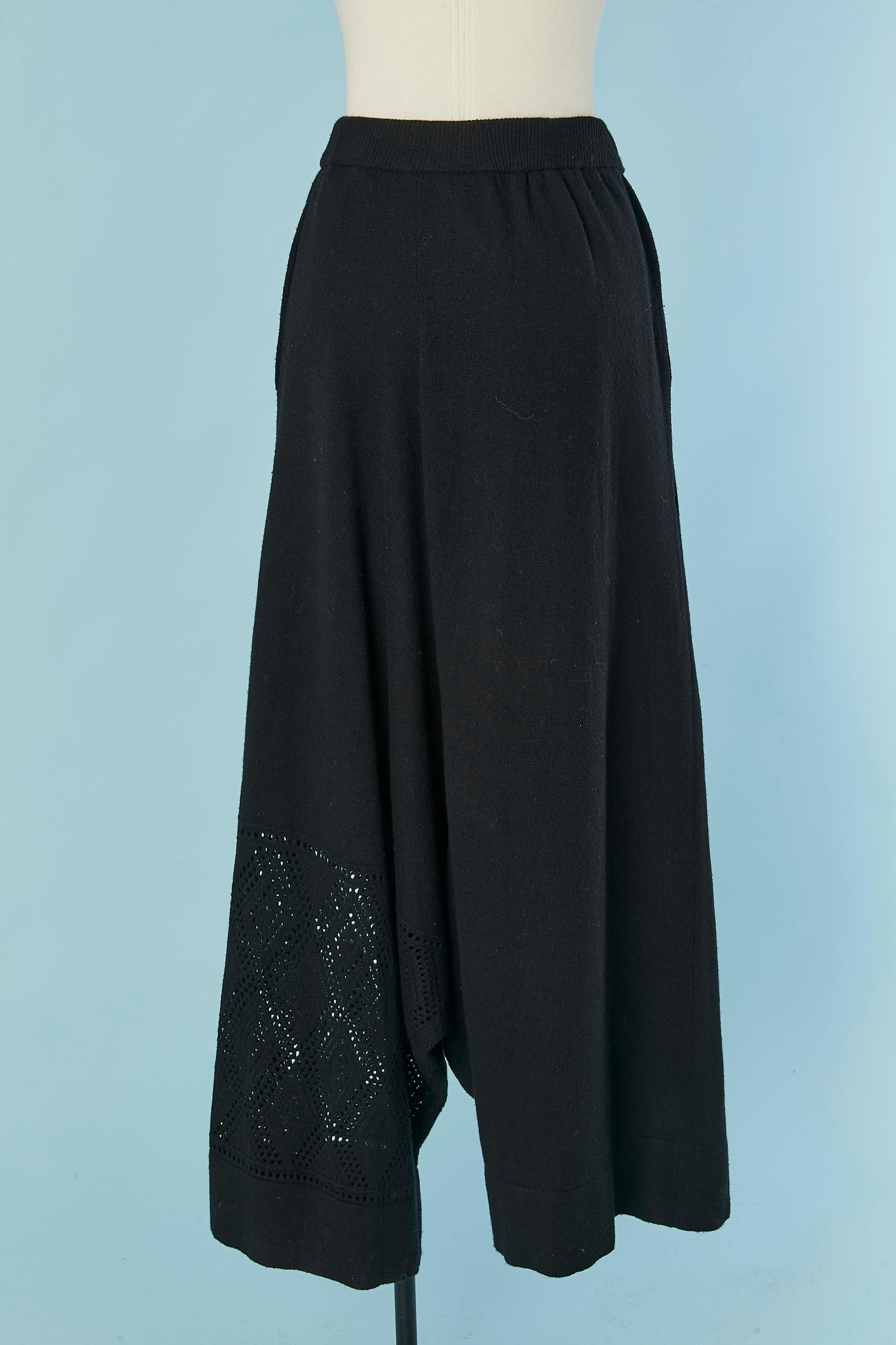 Pantalón ancho asimétrico de lana negra Y'S YOHJI YAMAMOTO. en venta 1