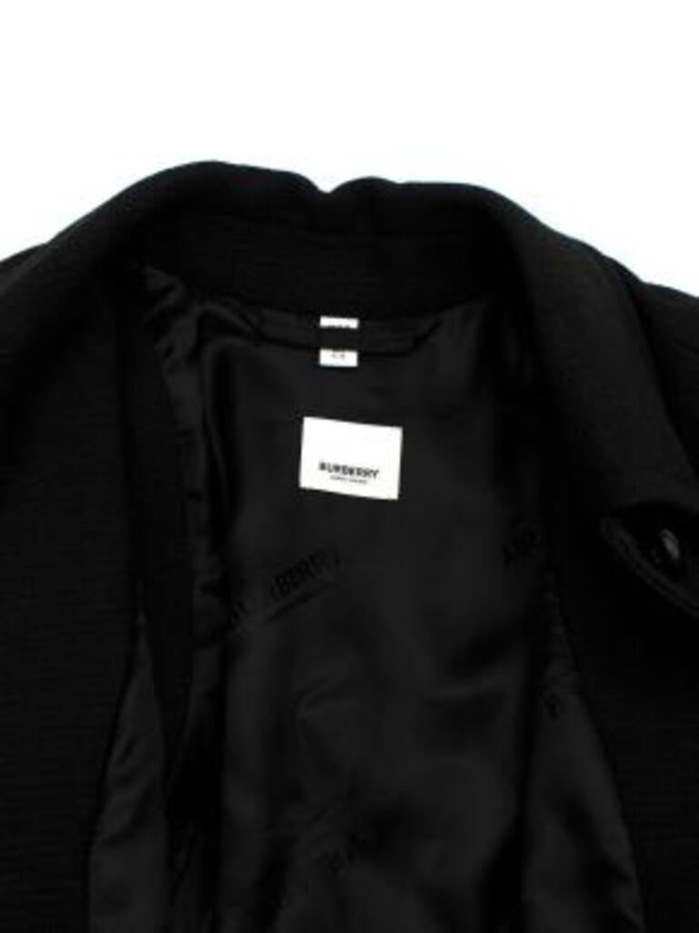 Black Wool Blend Short Sleeve Coat with Faux Fur Trim For Sale 4