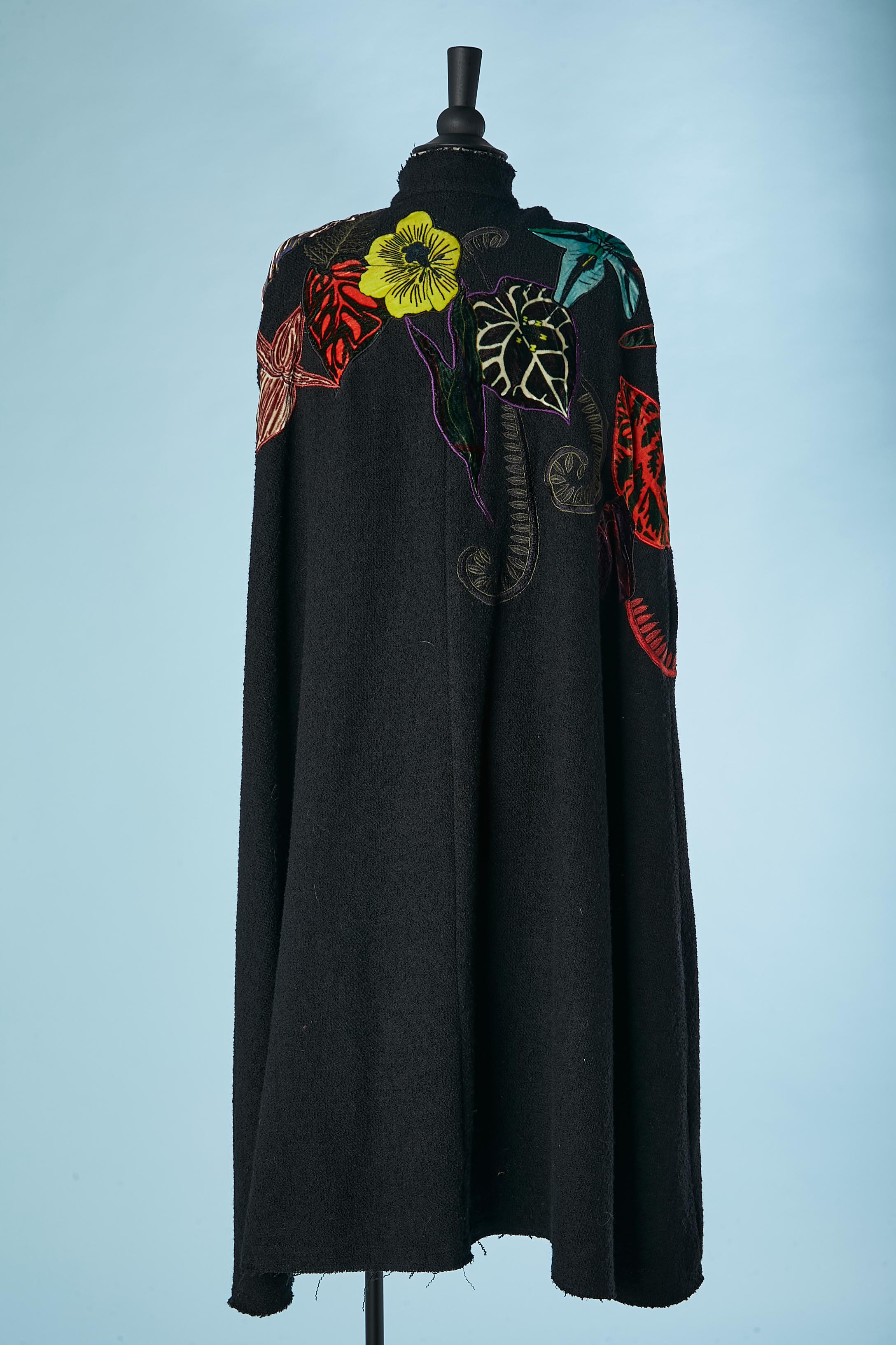 Black wool cape with velvet flowers appliqué Mimi Liberté design by Michel Klein For Sale 1