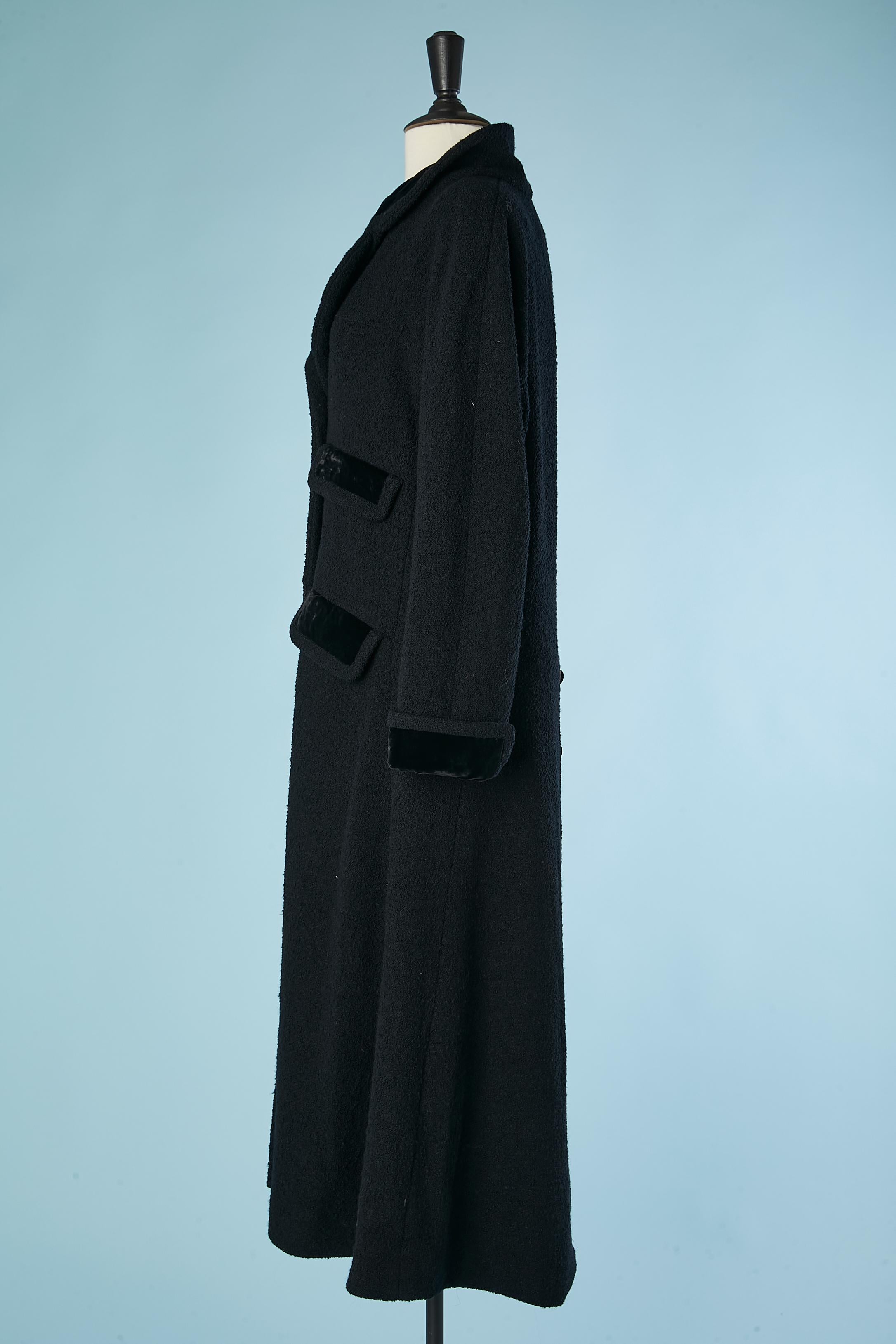 Black wool coat with black silk velvet details Chanel Boutique  For Sale 1