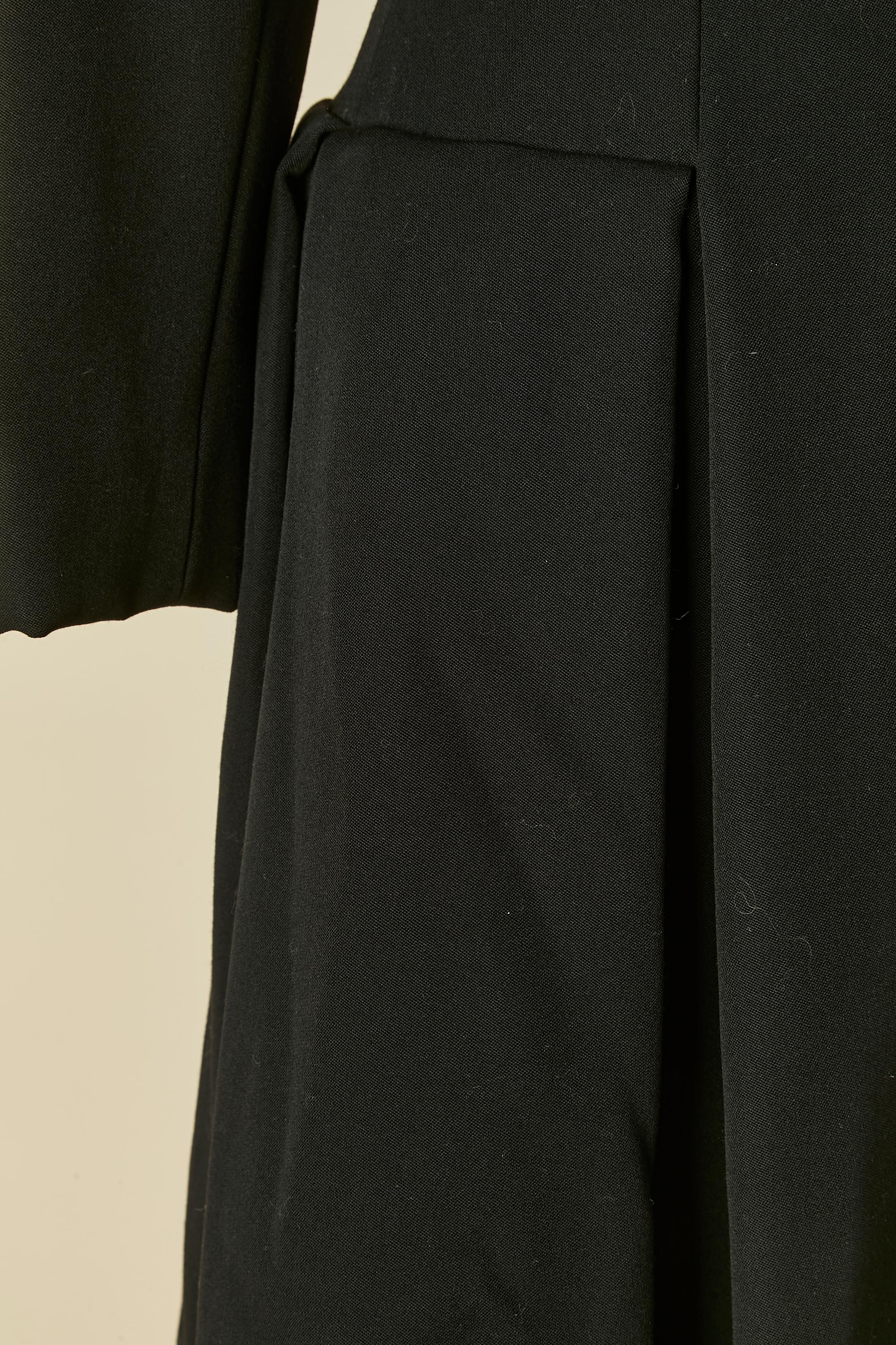 Donna Cappotto in lana nera con  gioielli con bottoni CHRISTIAN Lacroix in vendita