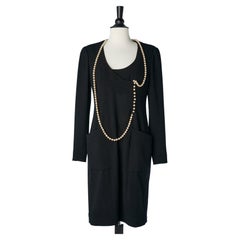 Black wool cocktail dress with pearls long neckless Chanel Boutique 