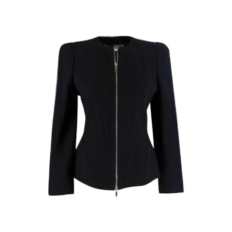 Veste sans col en crêpe de laine noire en vente